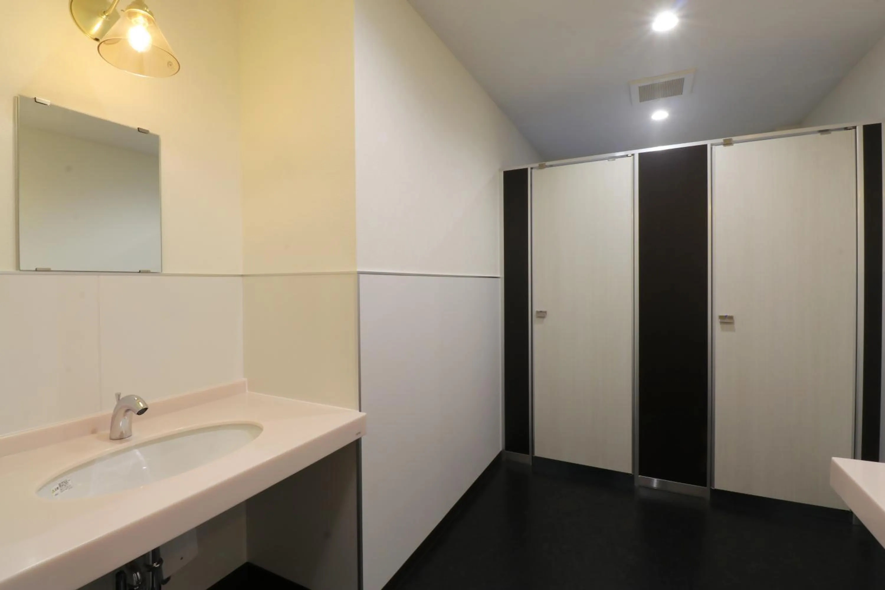 Toilet in Villa Izumoya