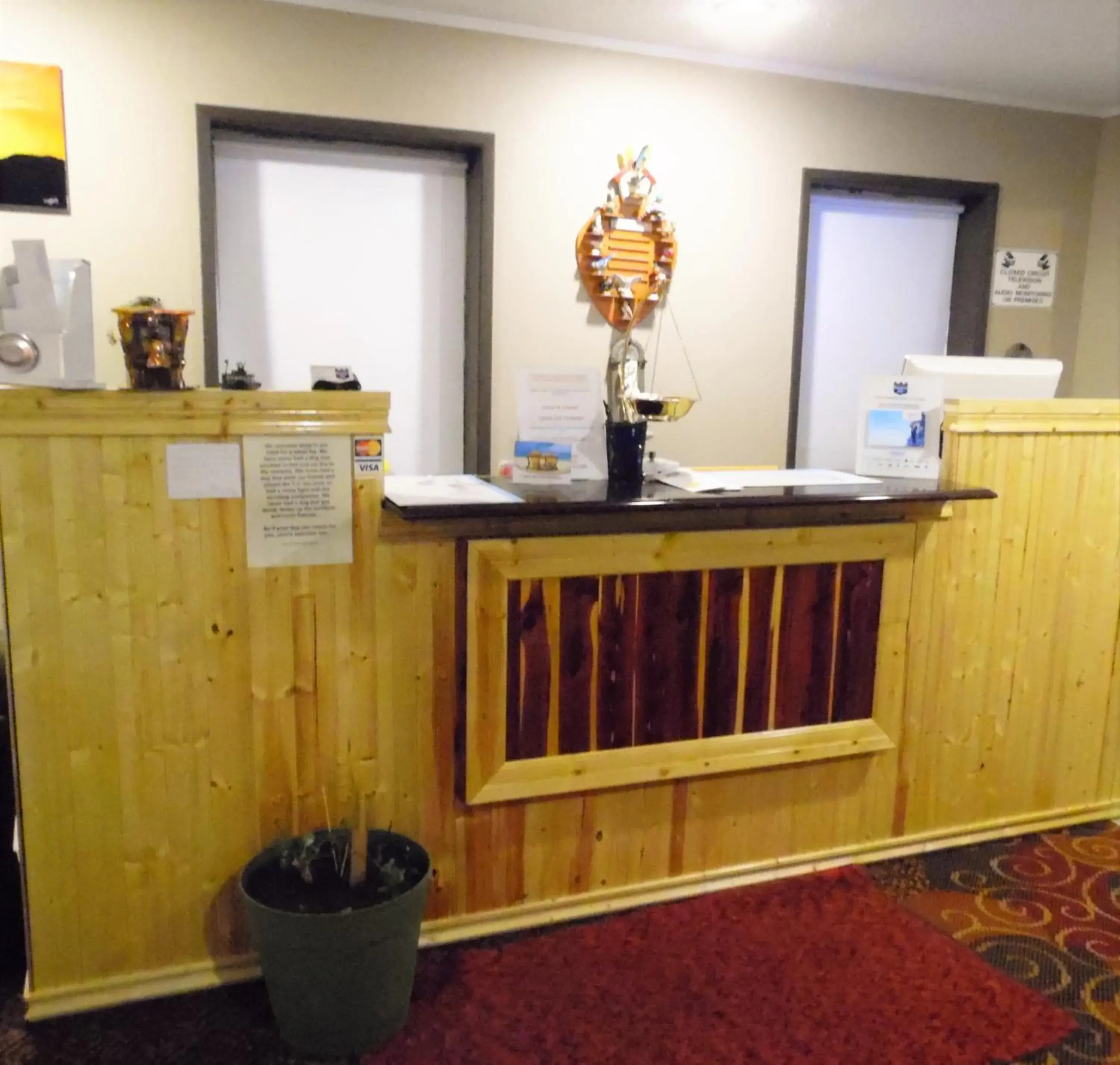 Lobby or reception in Rodeway Inn Hermiston - Umatilla Lobby or reception in Rodeway Inn Hermiston - Umatilla