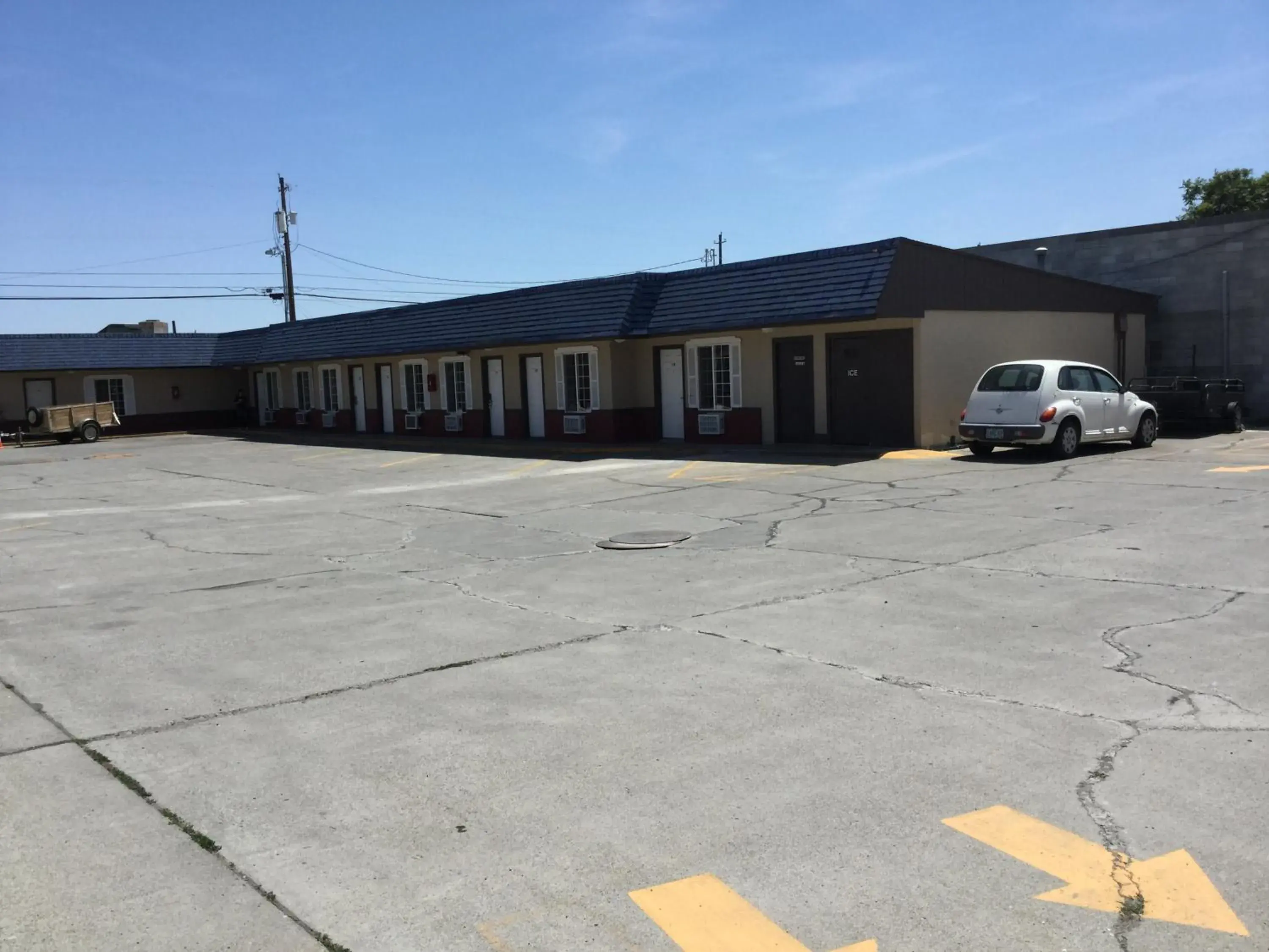 Property building in Rodeway Inn Hermiston - Umatilla Property building in Rodeway Inn Hermiston - Umatilla
