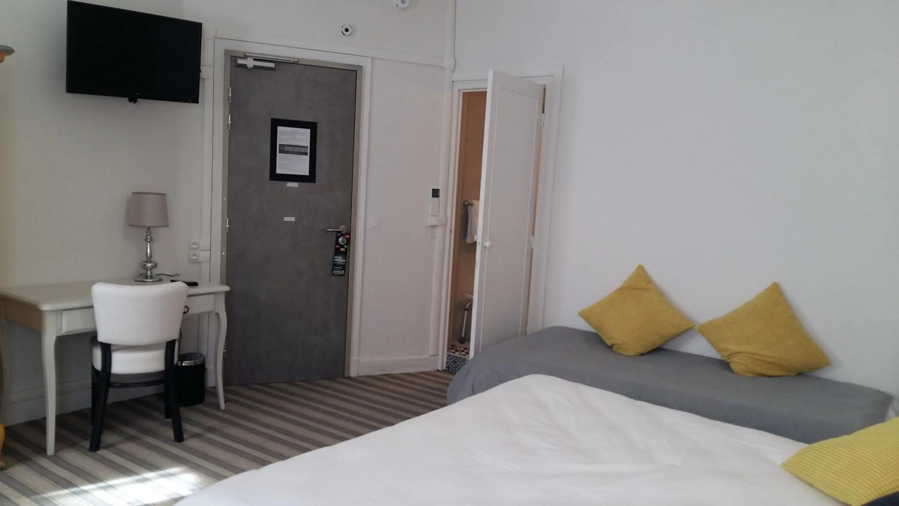 Bed in Régina Boutique Hotel