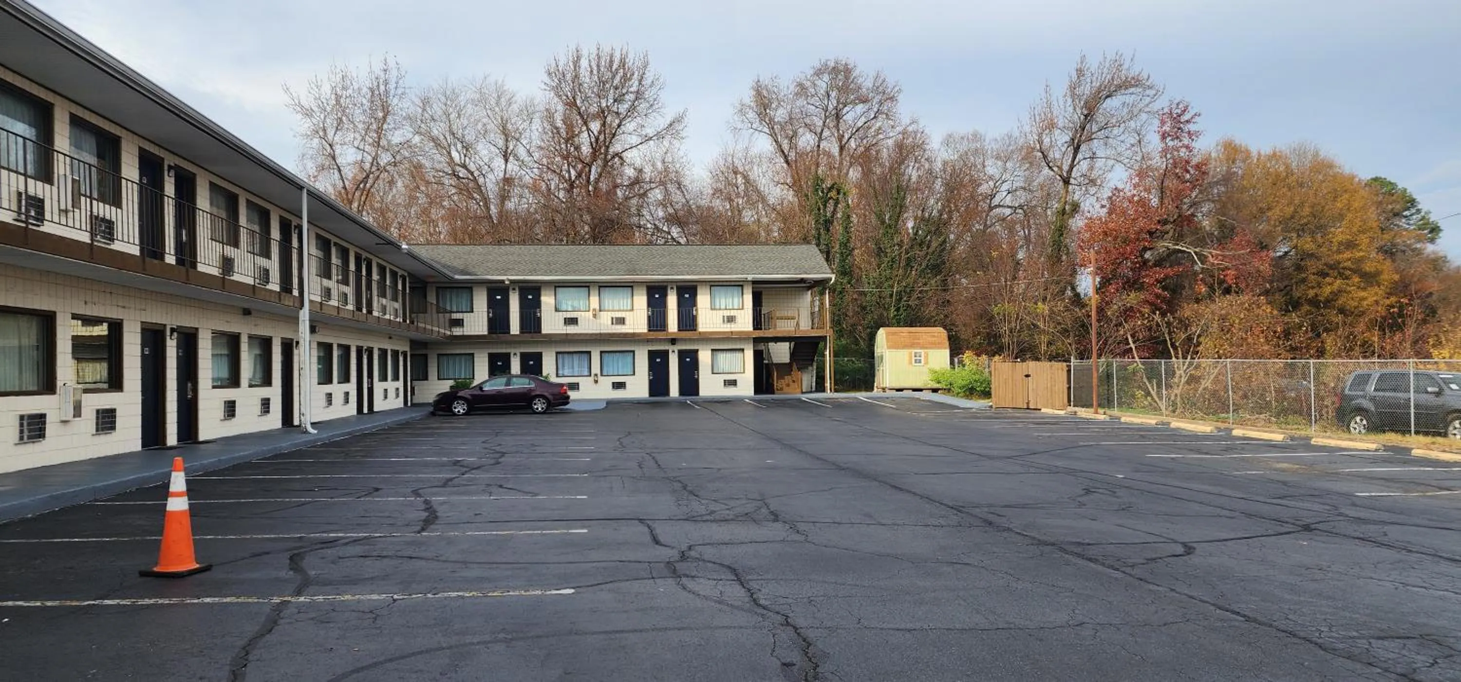 Property building in Turnpike Motel Richmond VA by Hotel O US 60