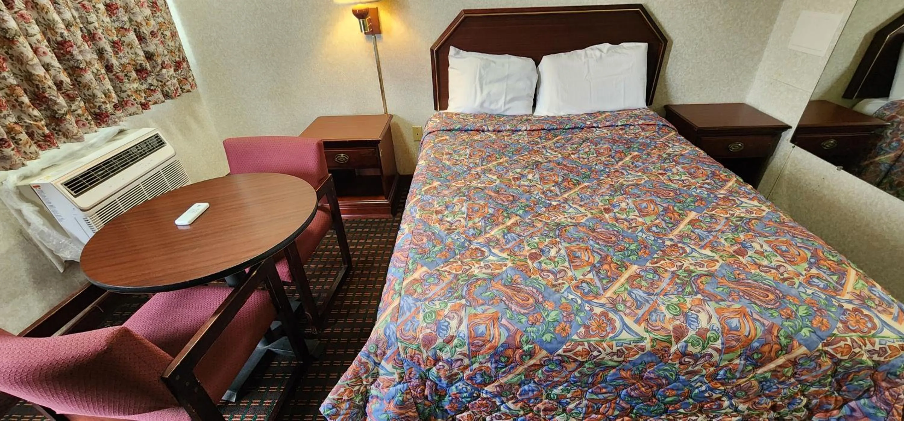 Bedroom, Bed in Turnpike Motel Richmond VA by Hotel O US 60