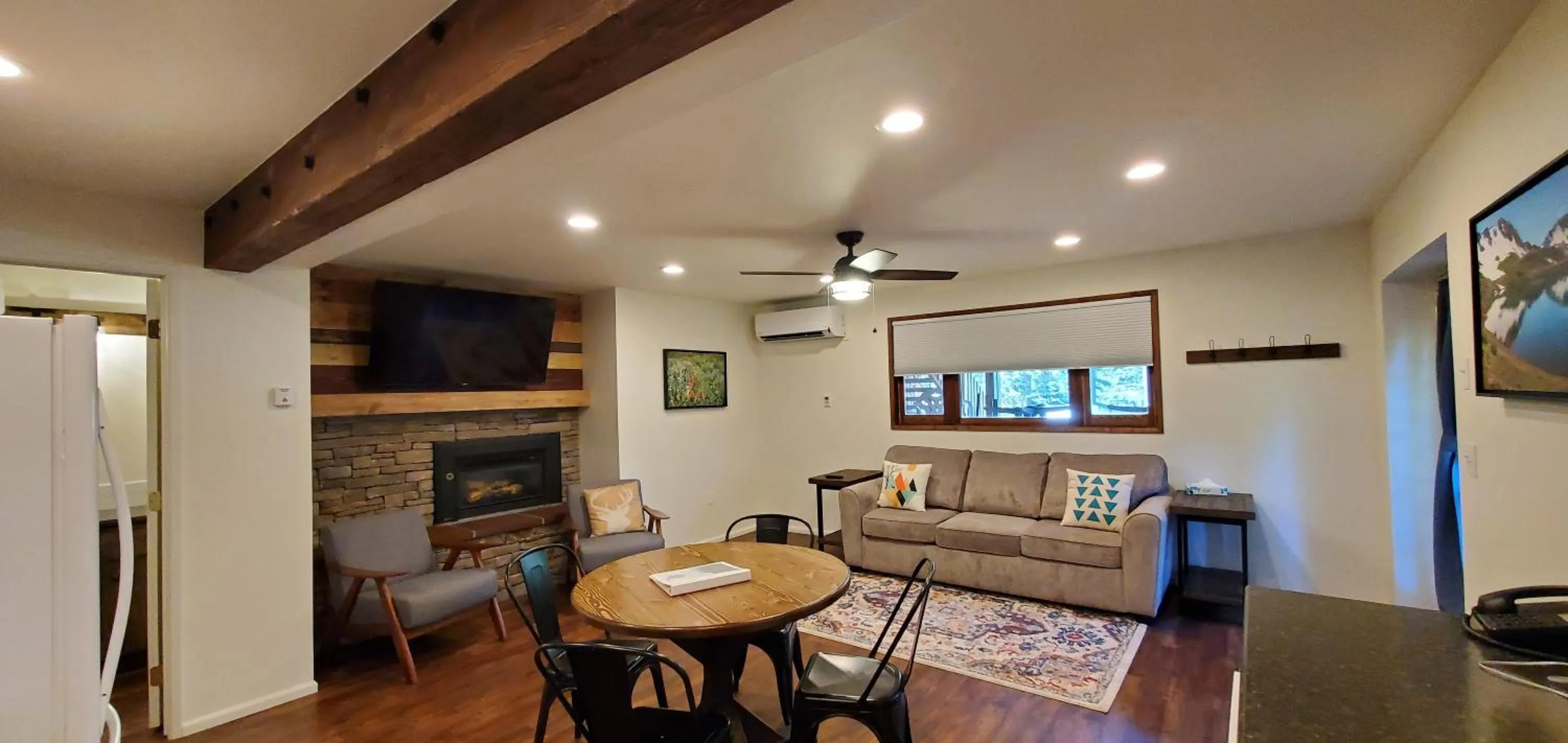 TV and multimedia in Eagle Cap Chalets