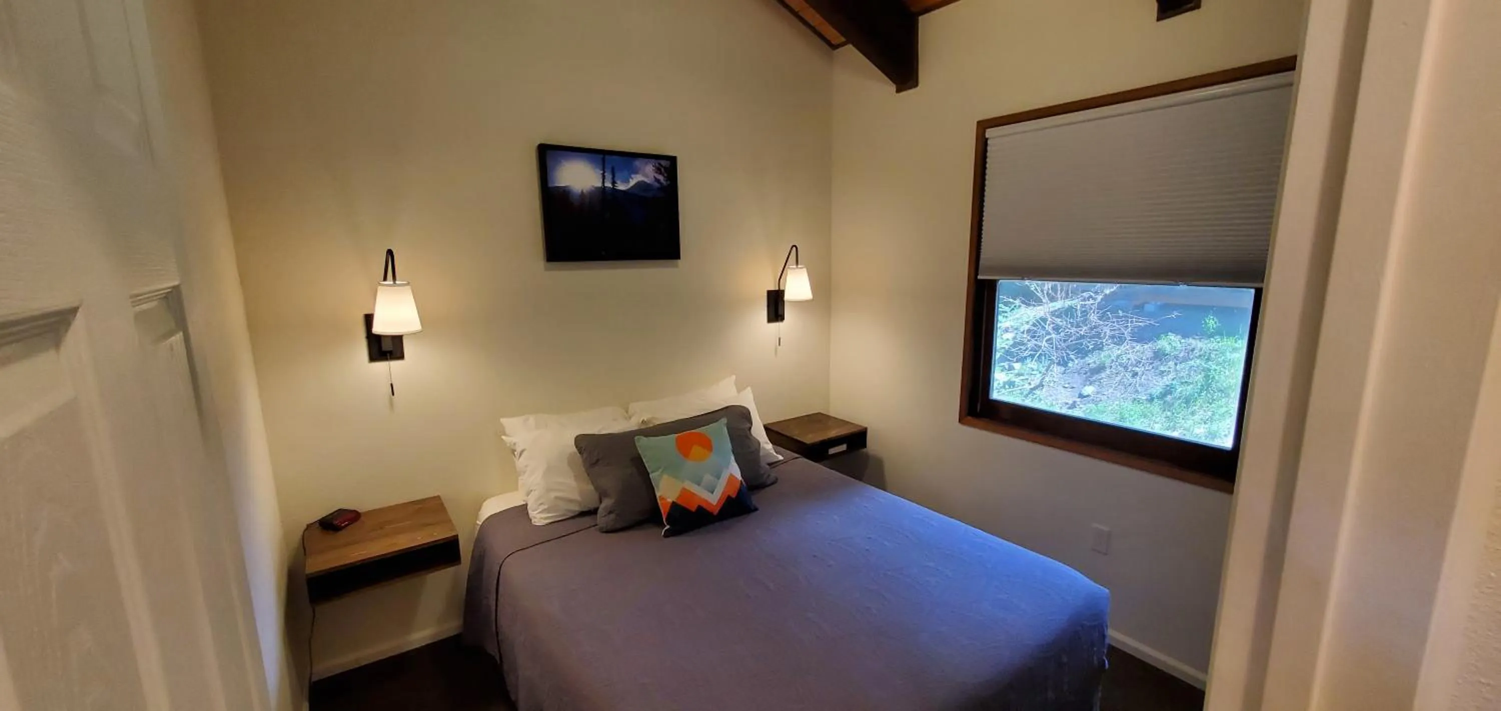 Bed in Eagle Cap Chalets