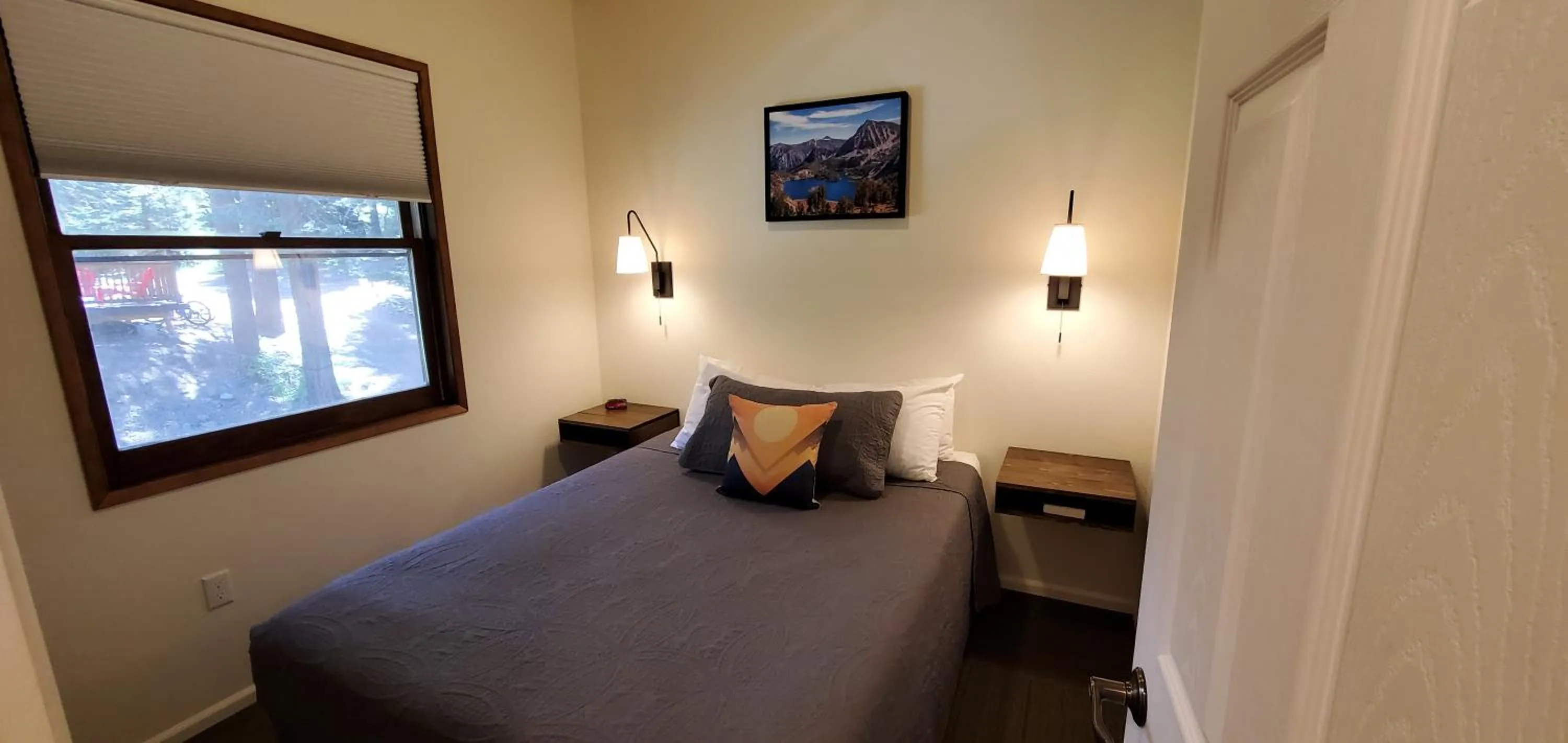 Bed in Eagle Cap Chalets