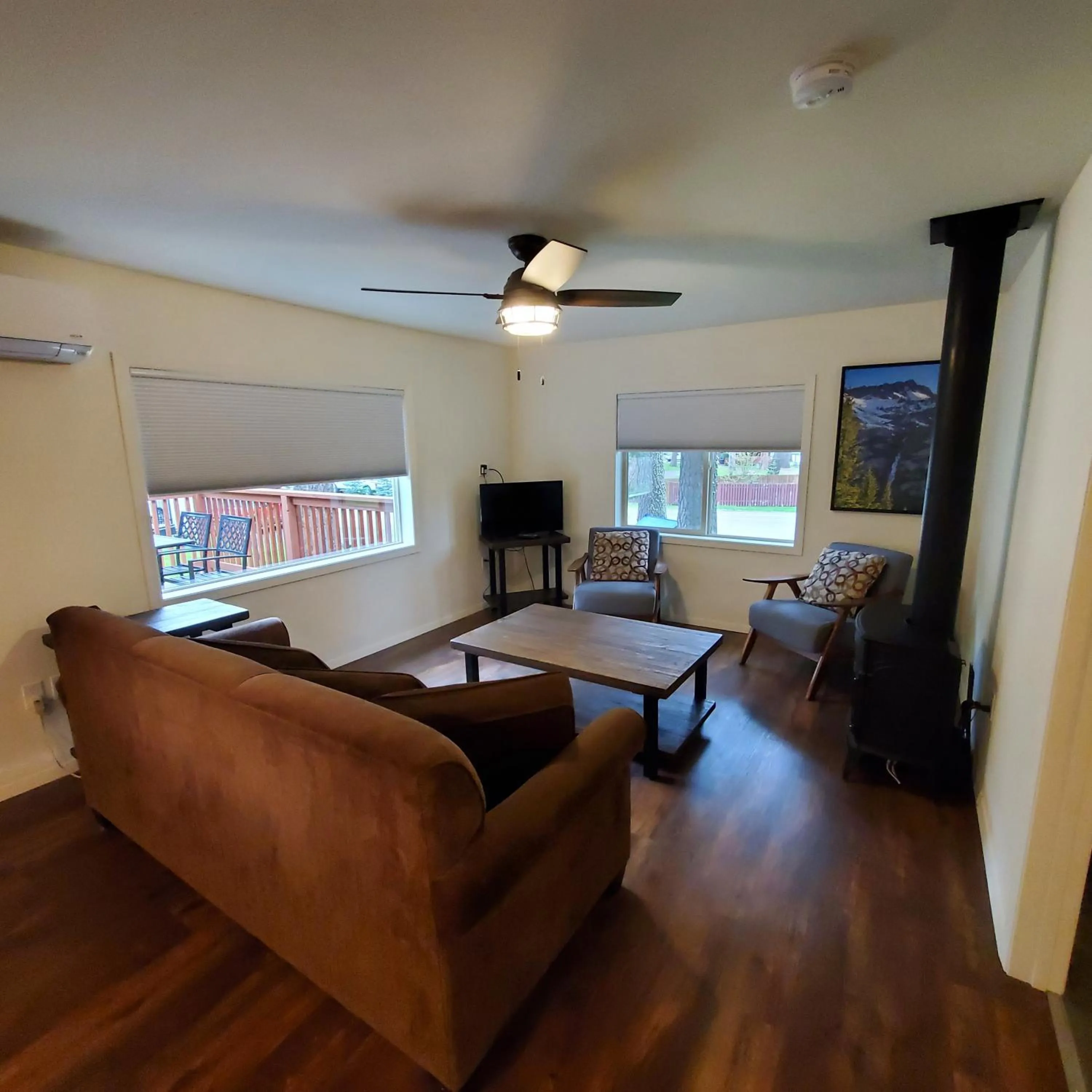 Living room in Eagle Cap Chalets