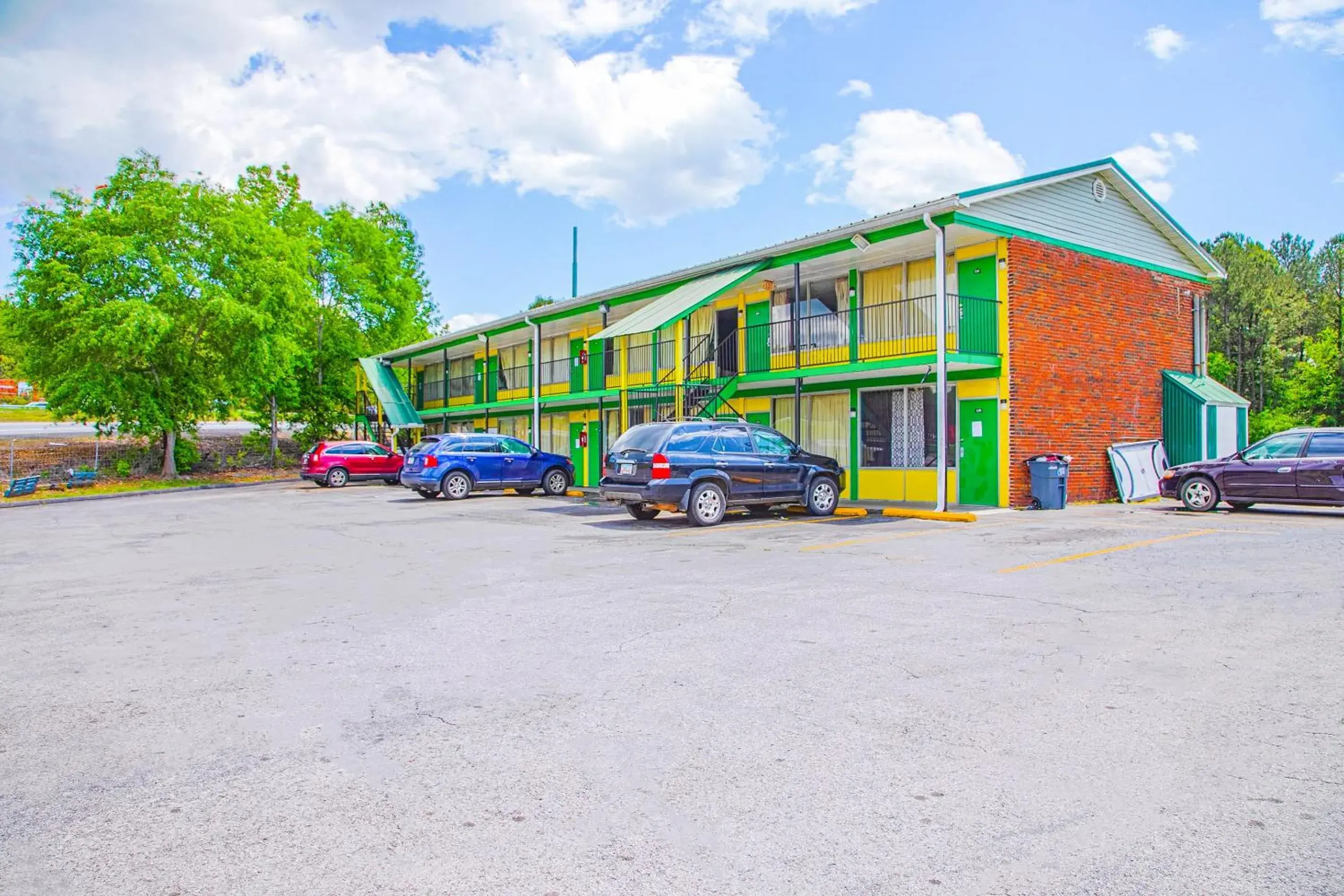 Facade/entrance in OYO Hotel Calhoun, GA I-75 Facade/entrance in OYO Hotel Calhoun, GA I-75