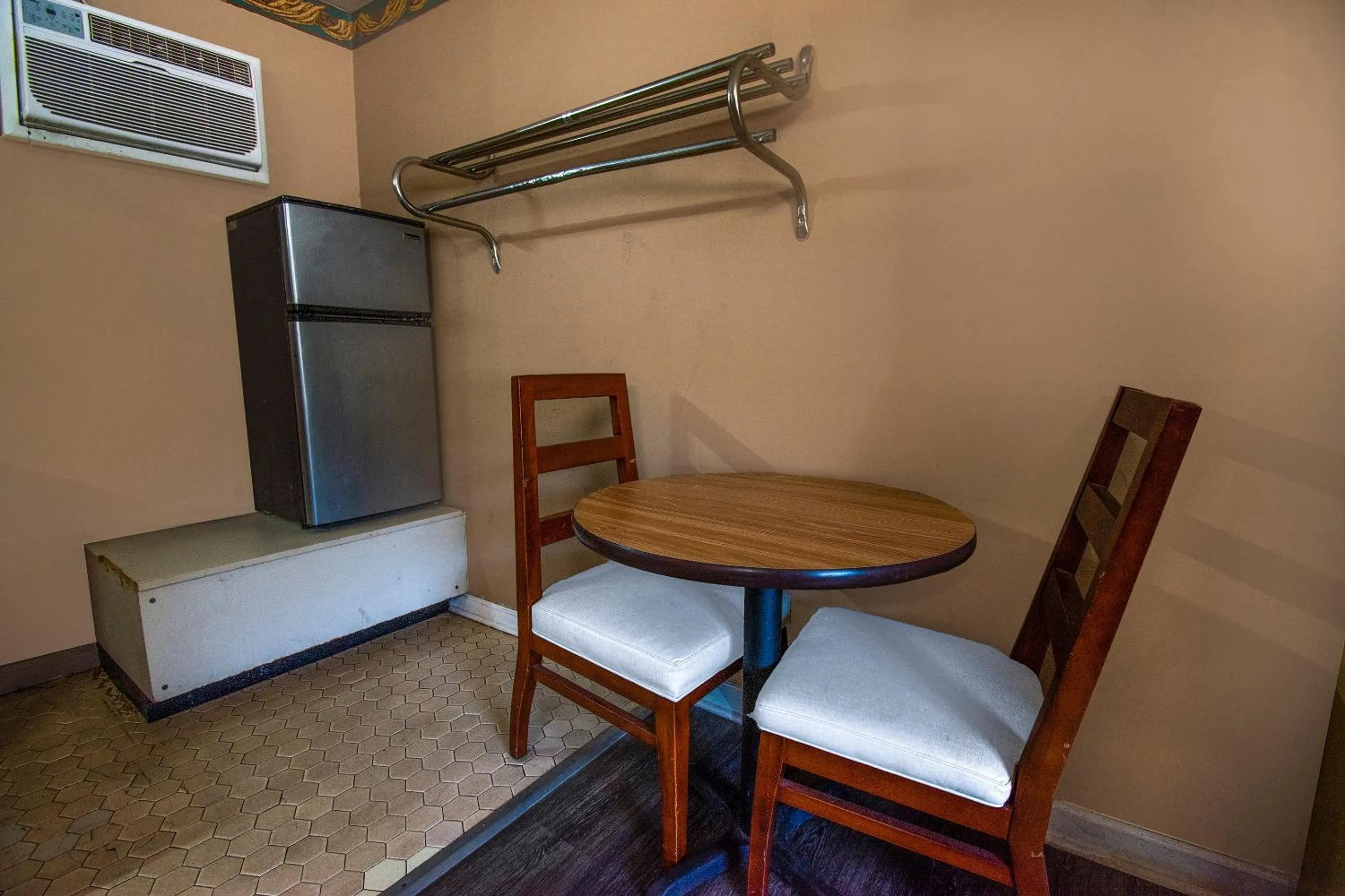 Bedroom in OYO Hotel Calhoun, GA I-75