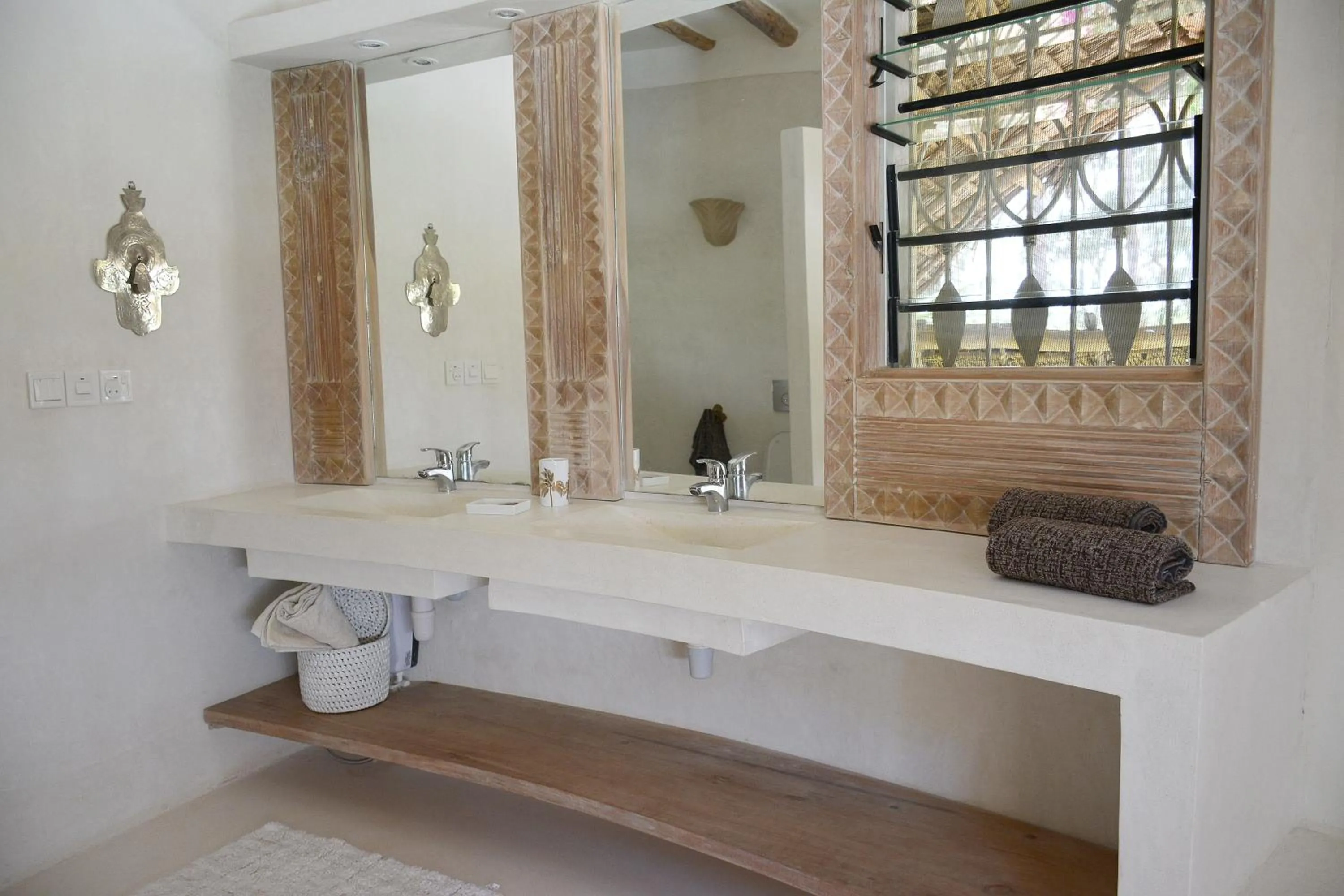 Toilet in The Lawford Hotel