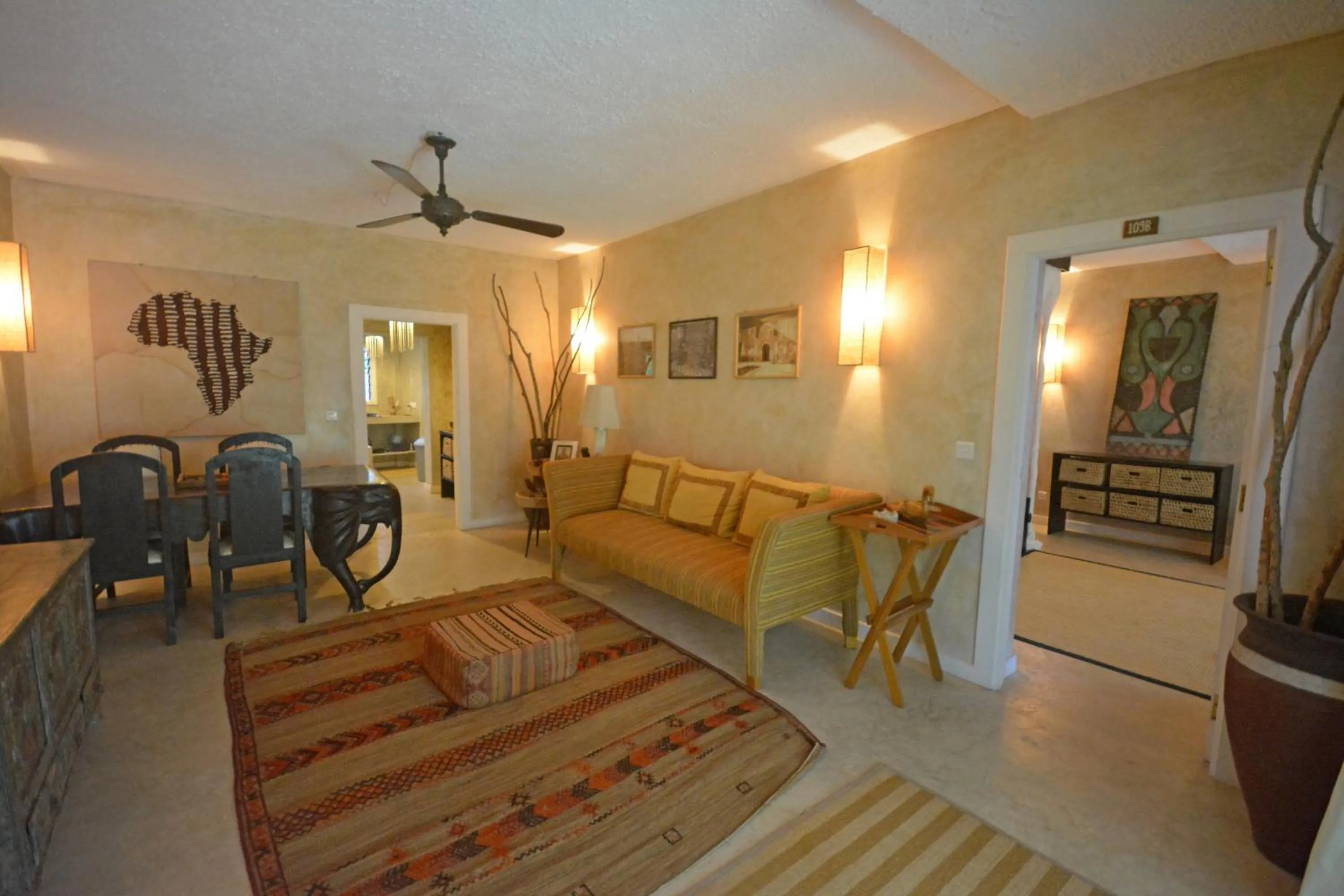 Living room, Bed in The Lawford Hotel