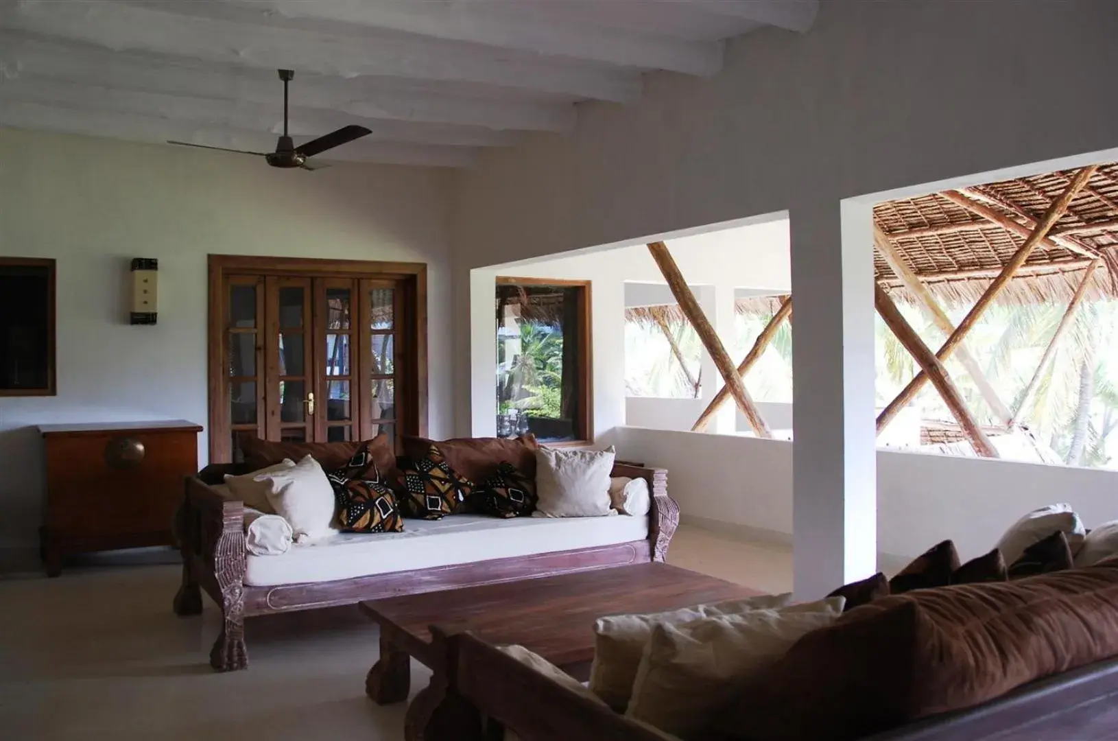 Patio, Bed in The Lawford Hotel Patio, Bed in The Lawford Hotel