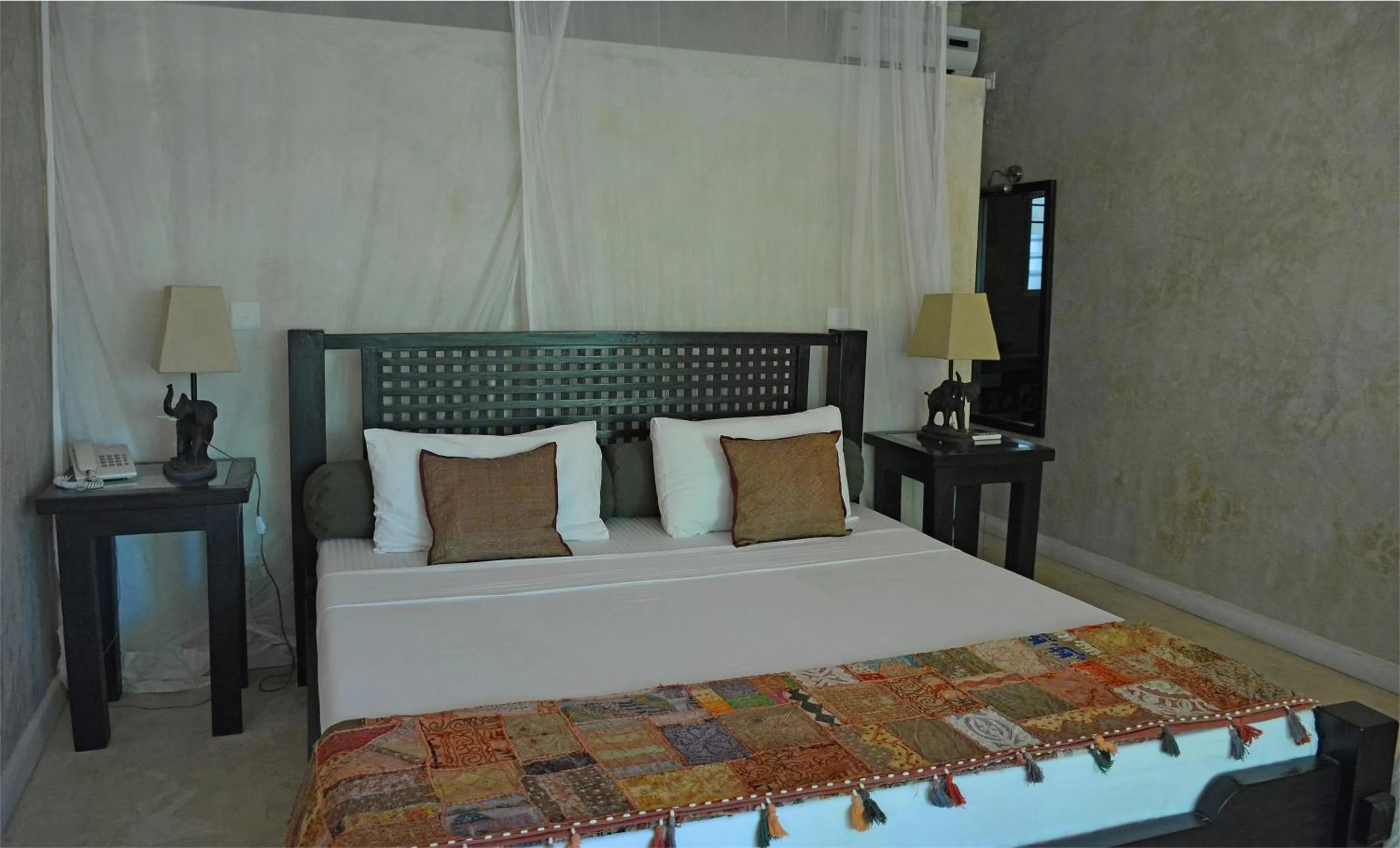 Bed in The Lawford Hotel