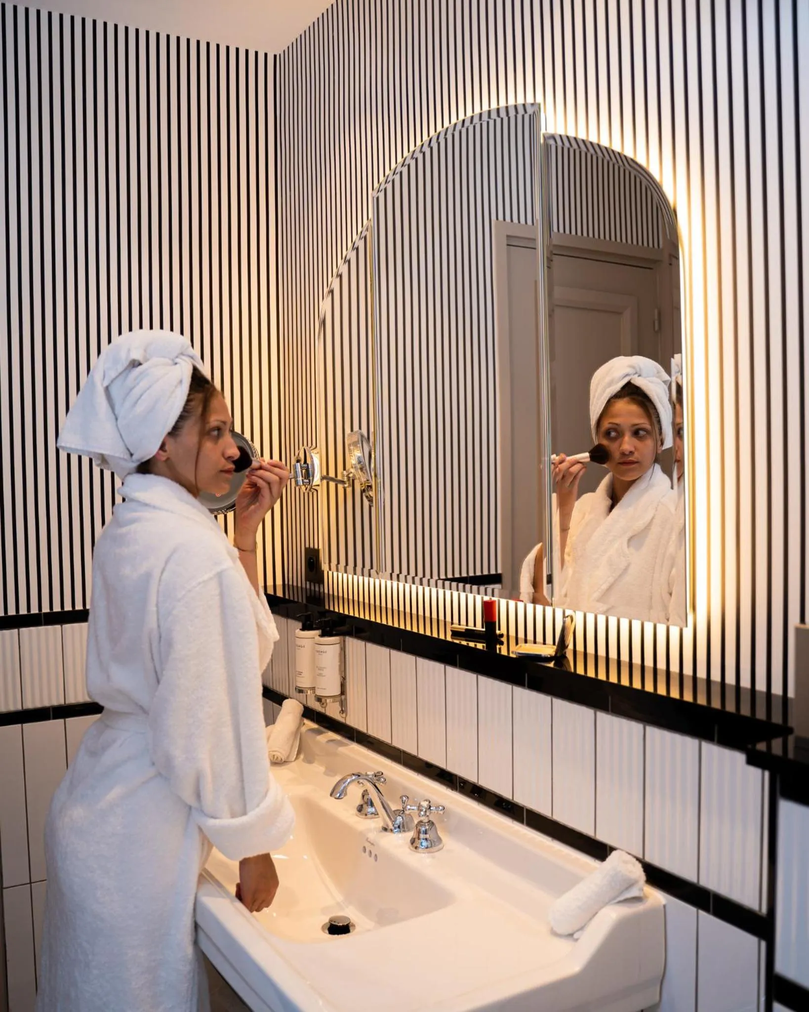 People in The 1932 Hotel & Spa Cap d'Antibes - MGallery Collection