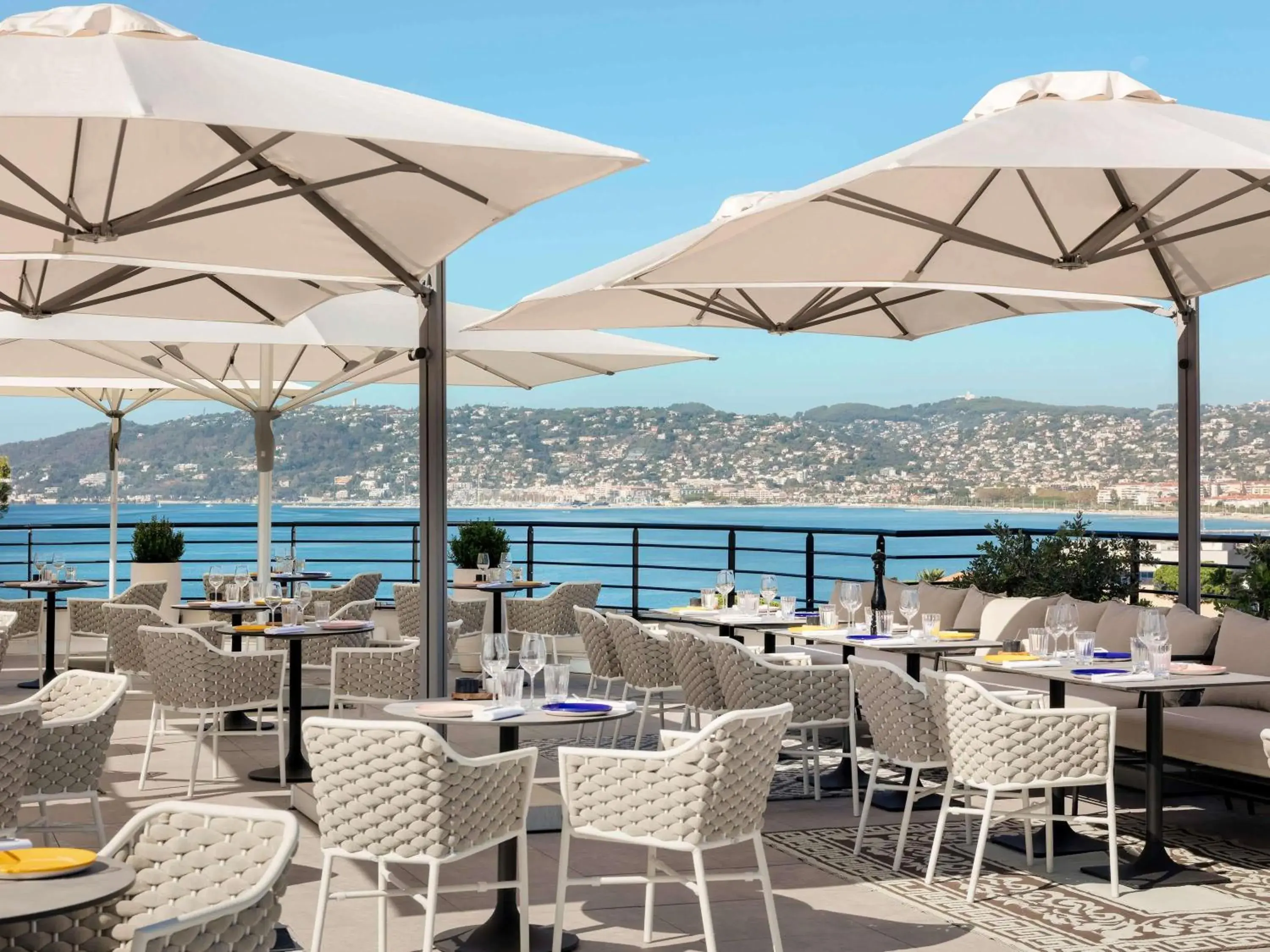 Restaurant/places to eat in The 1932 Hotel & Spa Cap d'Antibes - MGallery Collection Restaurant/places to eat in The 1932 Hotel & Spa Cap d'Antibes - MGallery Collection