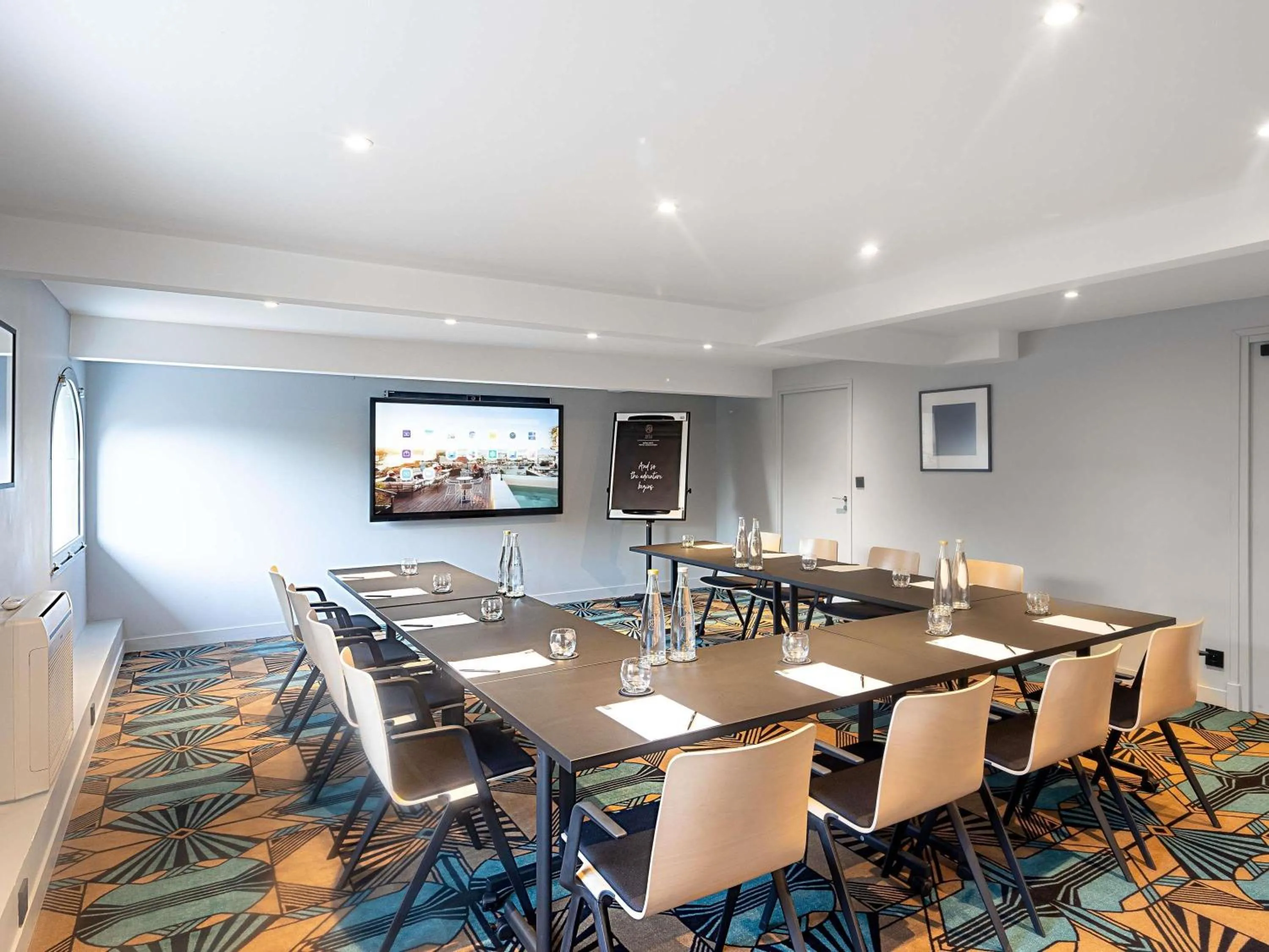Meeting/conference room in The 1932 Hotel & Spa Cap d'Antibes - MGallery Collection