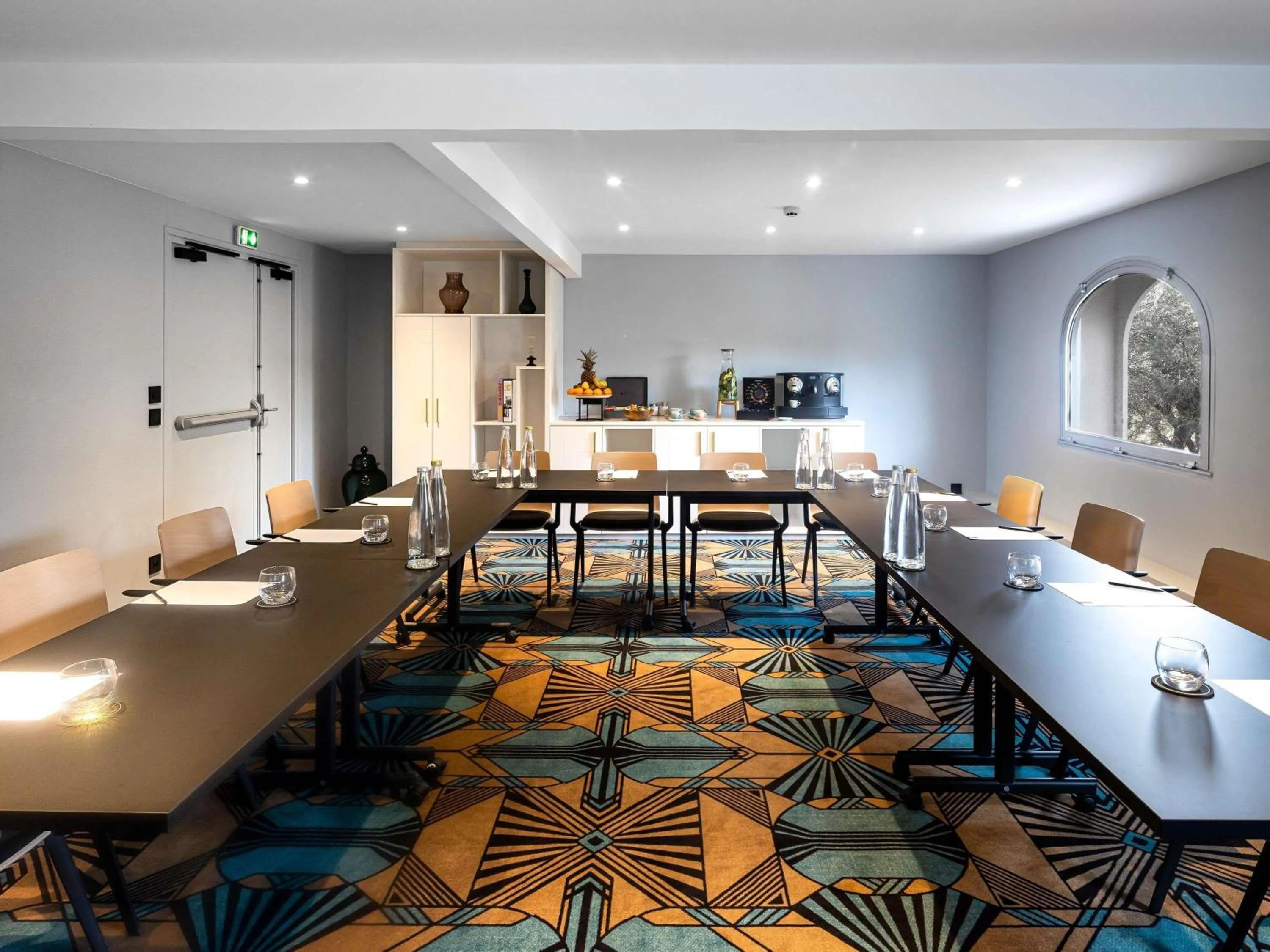 Meeting/conference room in The 1932 Hotel & Spa Cap d'Antibes - MGallery Collection