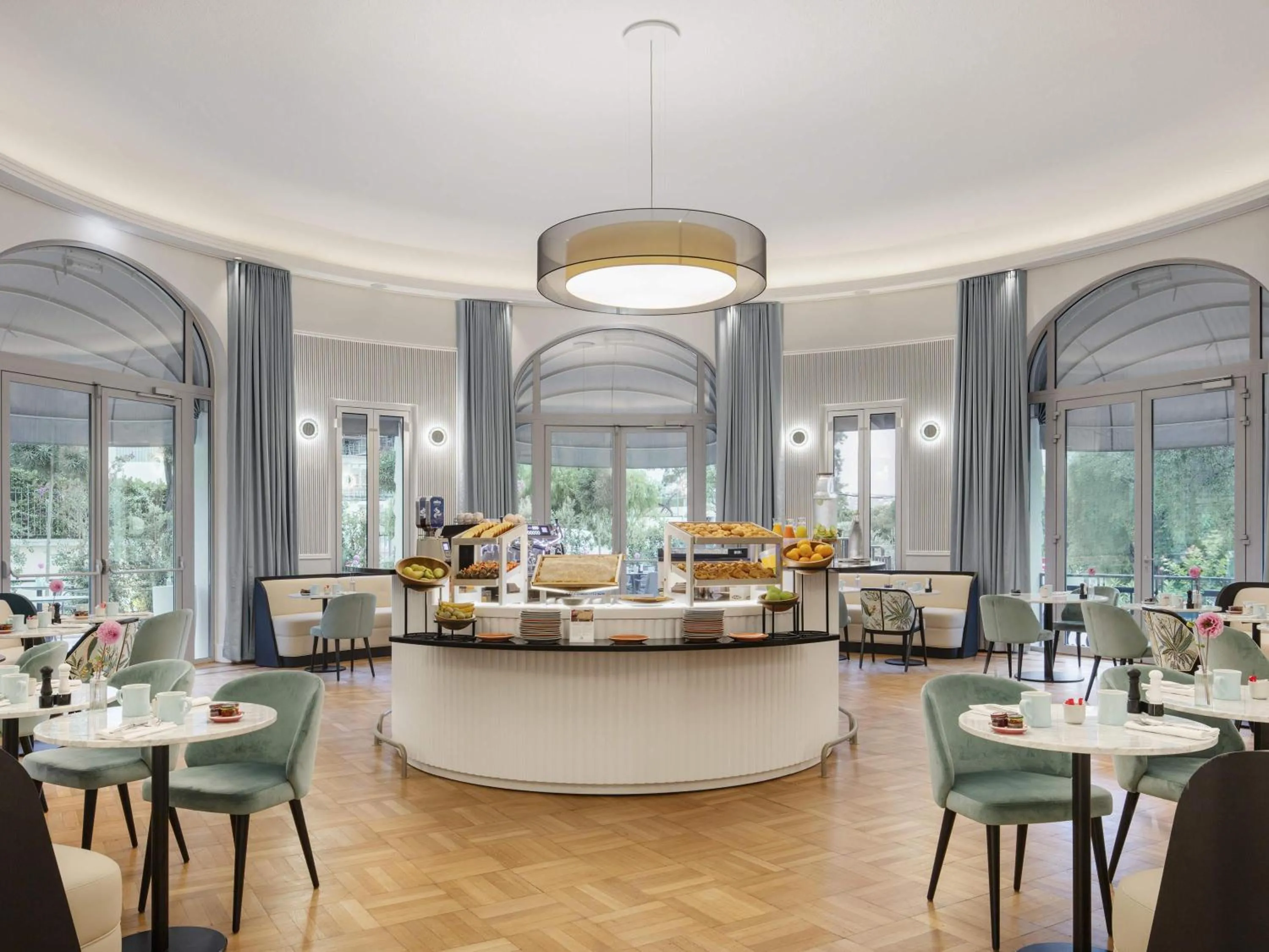 Restaurant/places to eat in The 1932 Hotel & Spa Cap d'Antibes - MGallery Collection