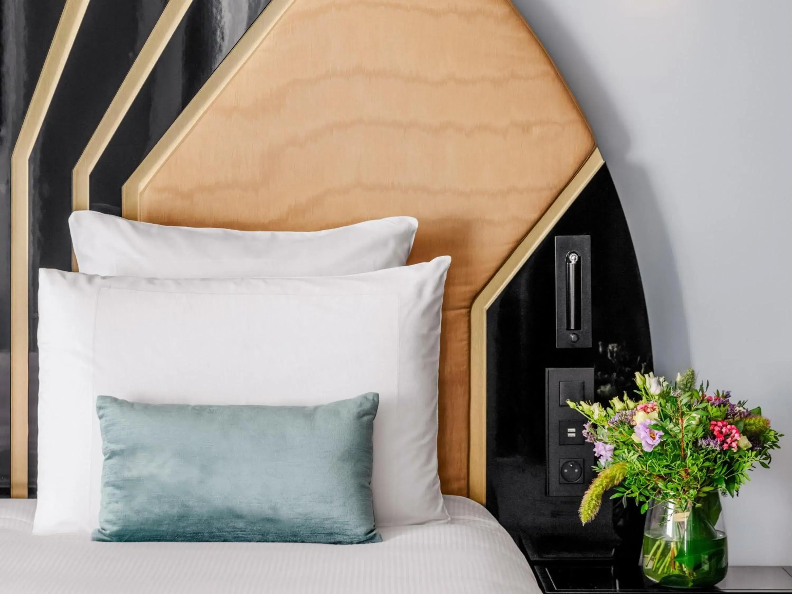 Bedroom, Bed in The 1932 Hotel & Spa Cap d'Antibes - MGallery Collection Bedroom, Bed in The 1932 Hotel & Spa Cap d'Antibes - MGallery Collection