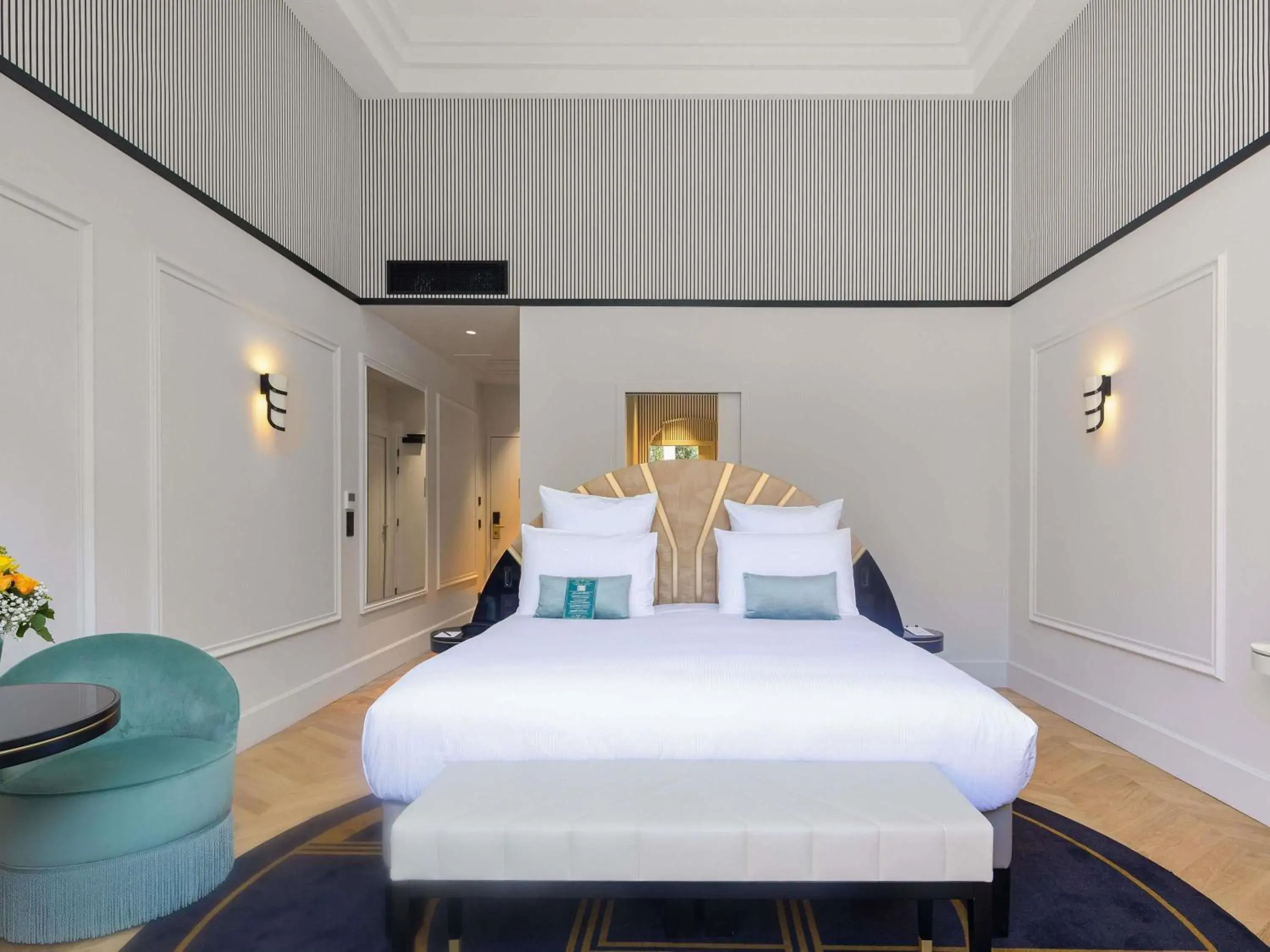 Bedroom, Bed in The 1932 Hotel & Spa Cap d'Antibes - MGallery Collection Bedroom, Bed in The 1932 Hotel & Spa Cap d'Antibes - MGallery Collection