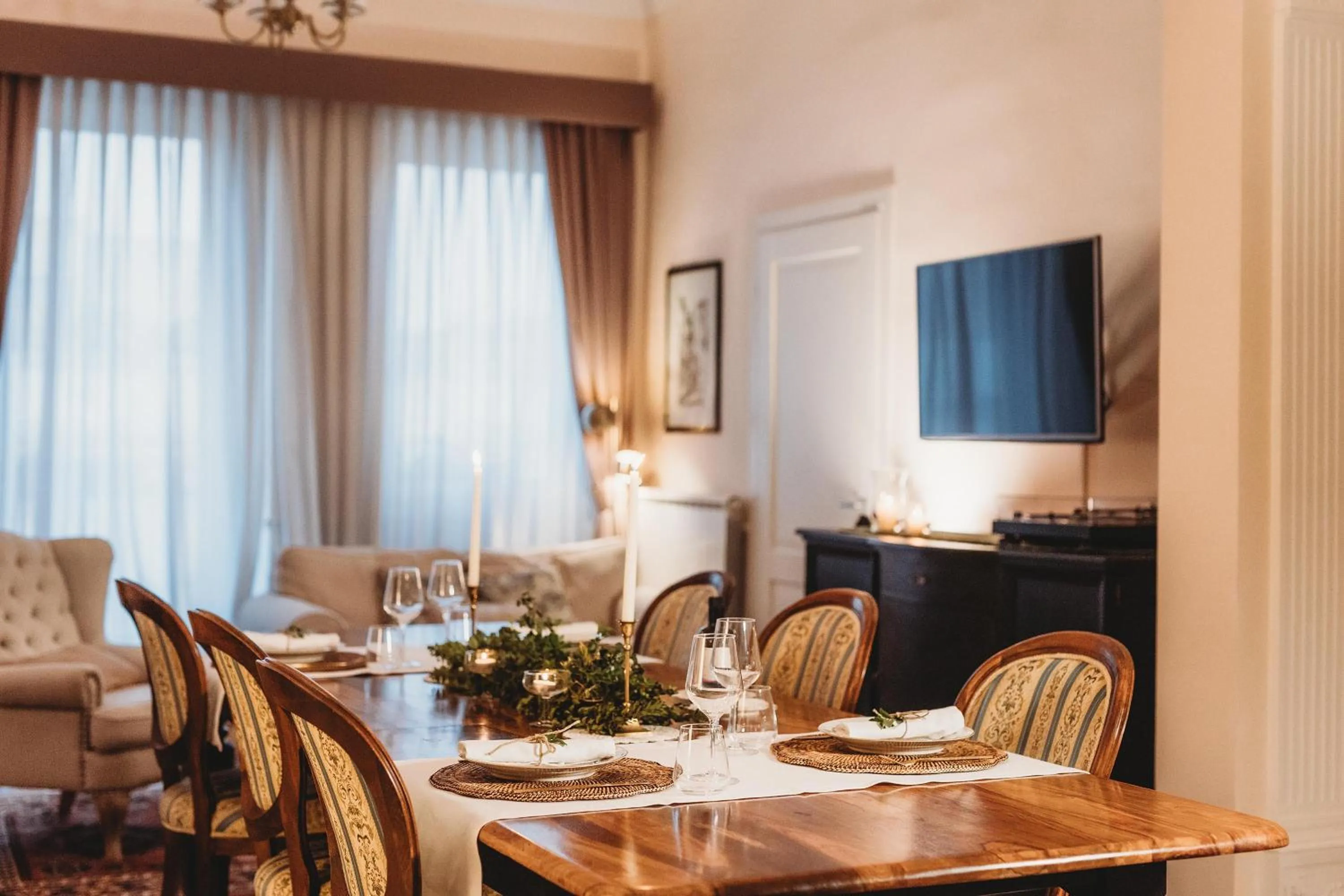 Communal lounge/ TV room in Dimora Le Tre Muse Guesthouse