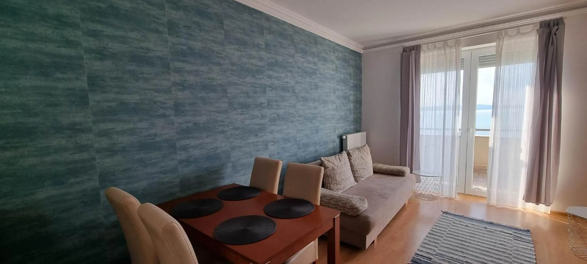 Living room, Bed in ‘Good Feelings’