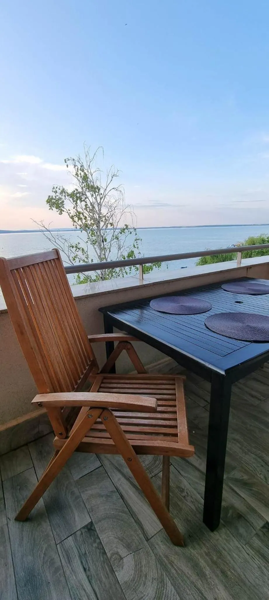 Balcony/Terrace in ‘Good Feelings’