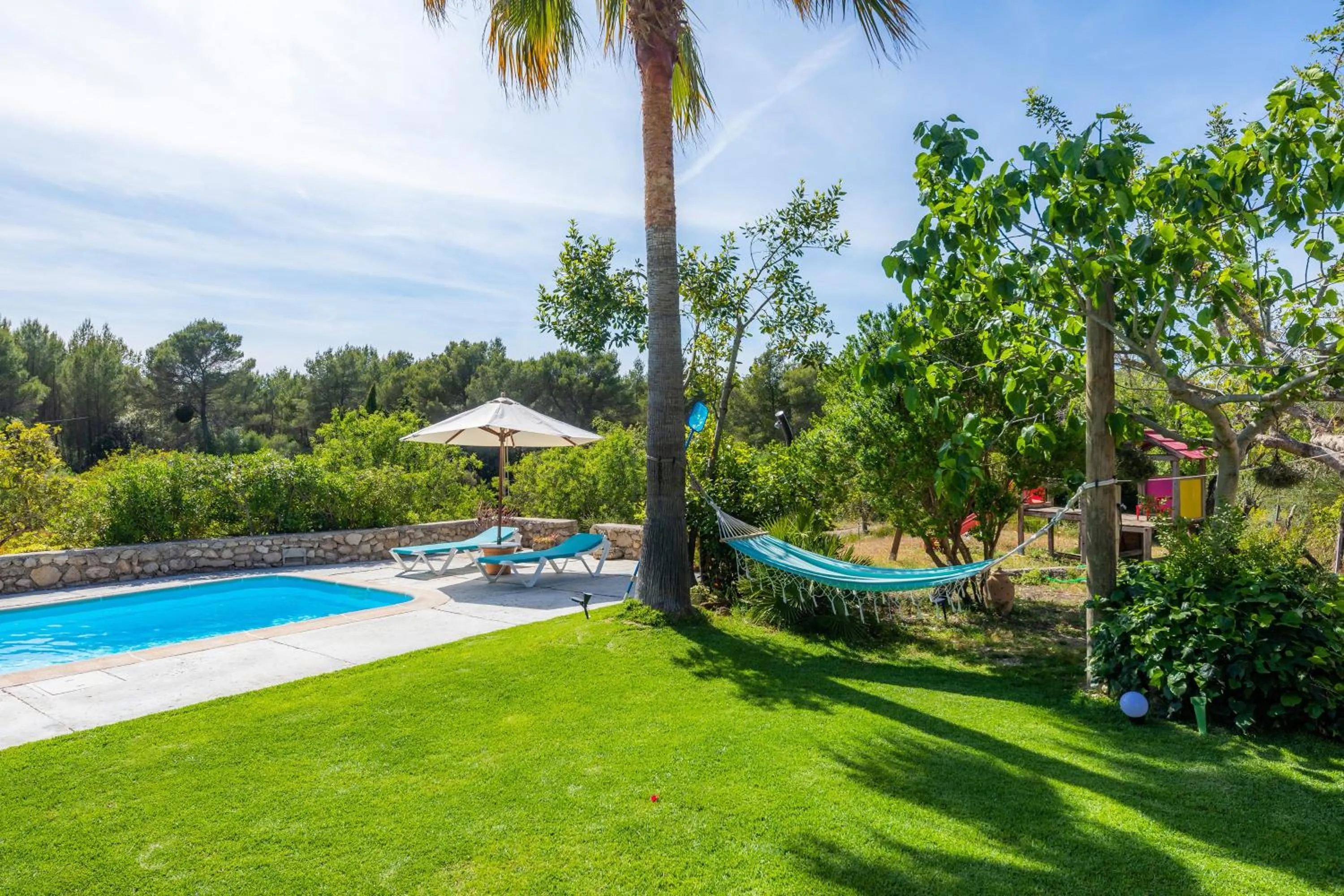 Property building in Sa Creu De Saume