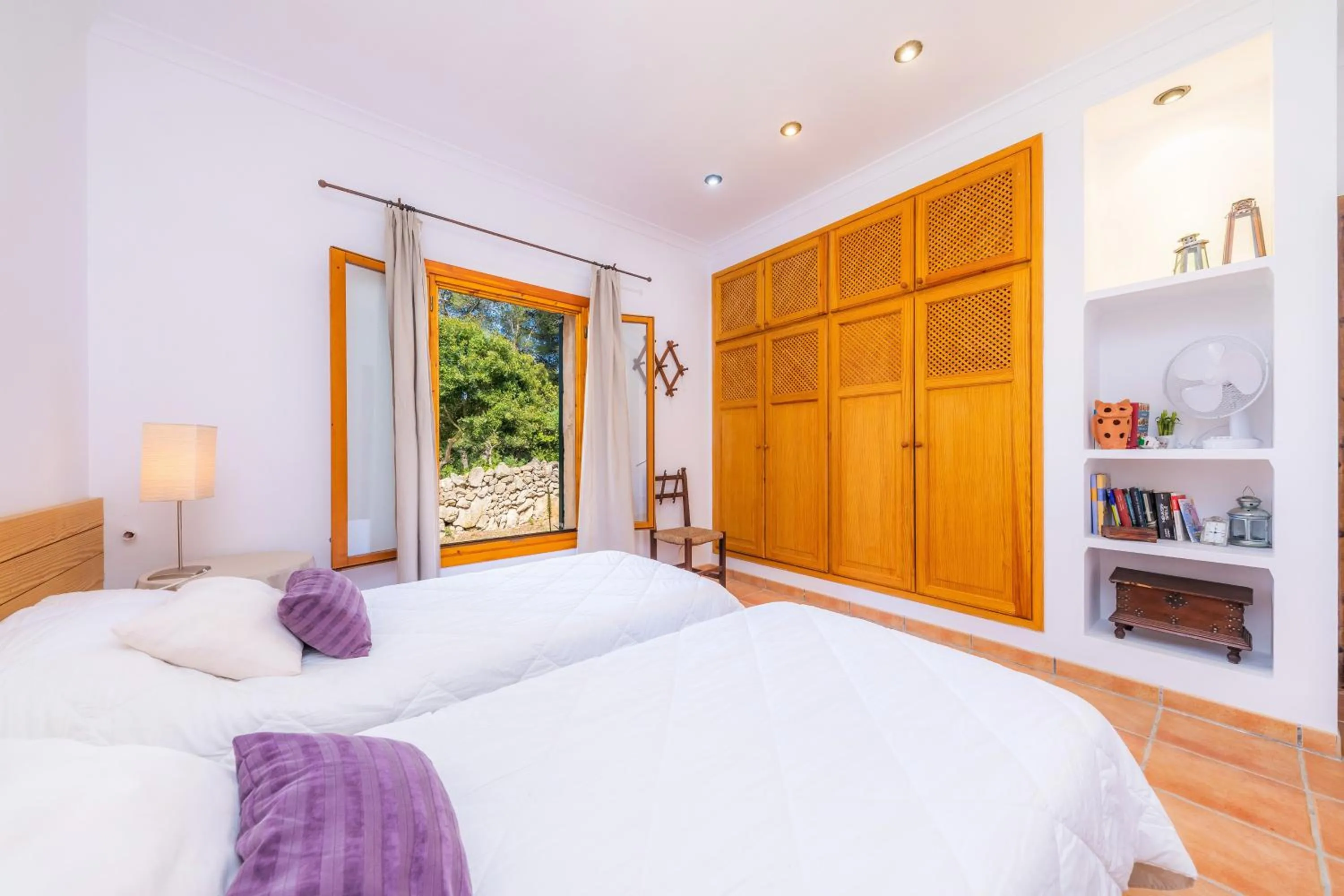 Living room, Bed in Sa Creu De Saume