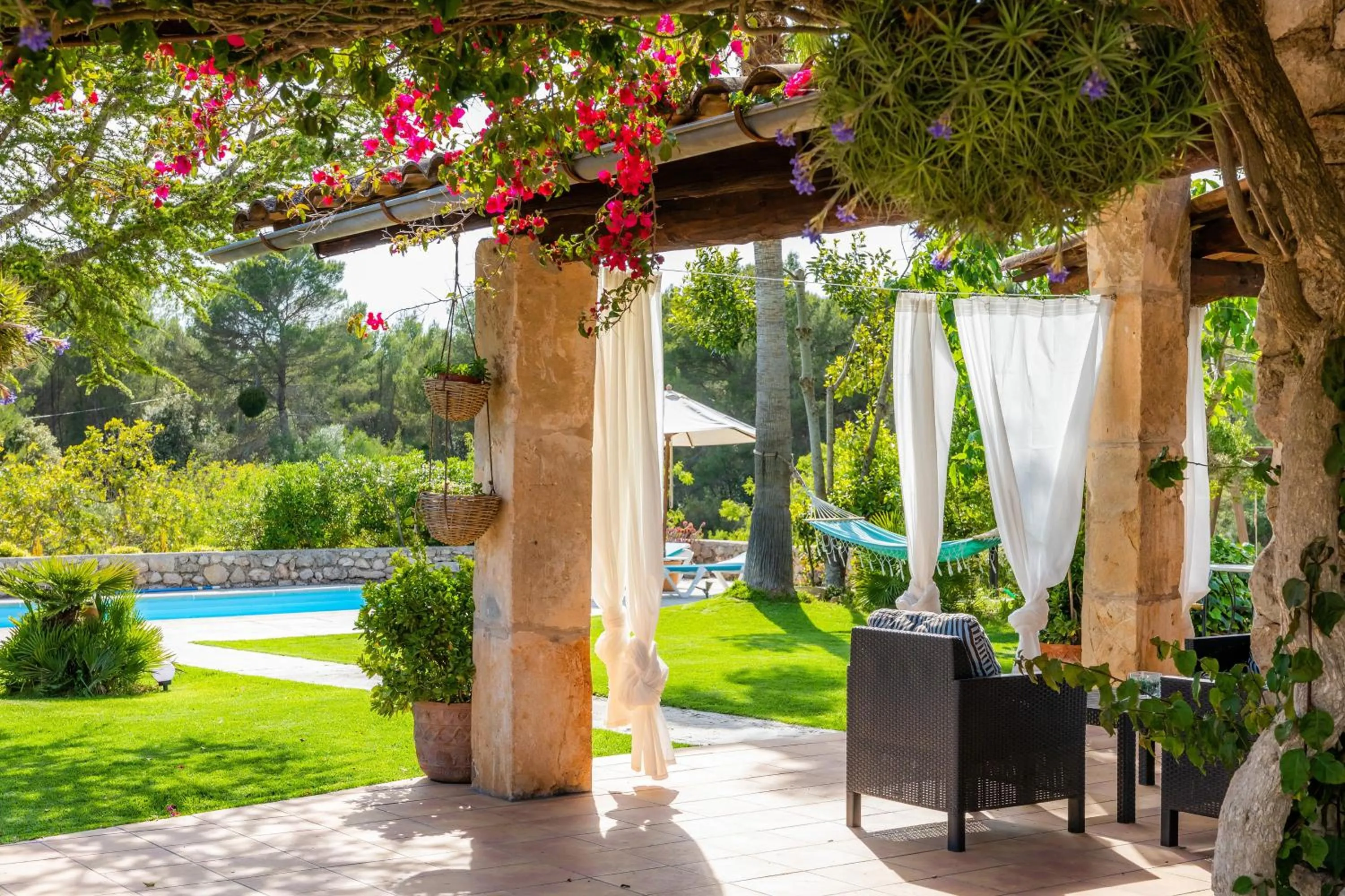 Property building in Sa Creu De Saume