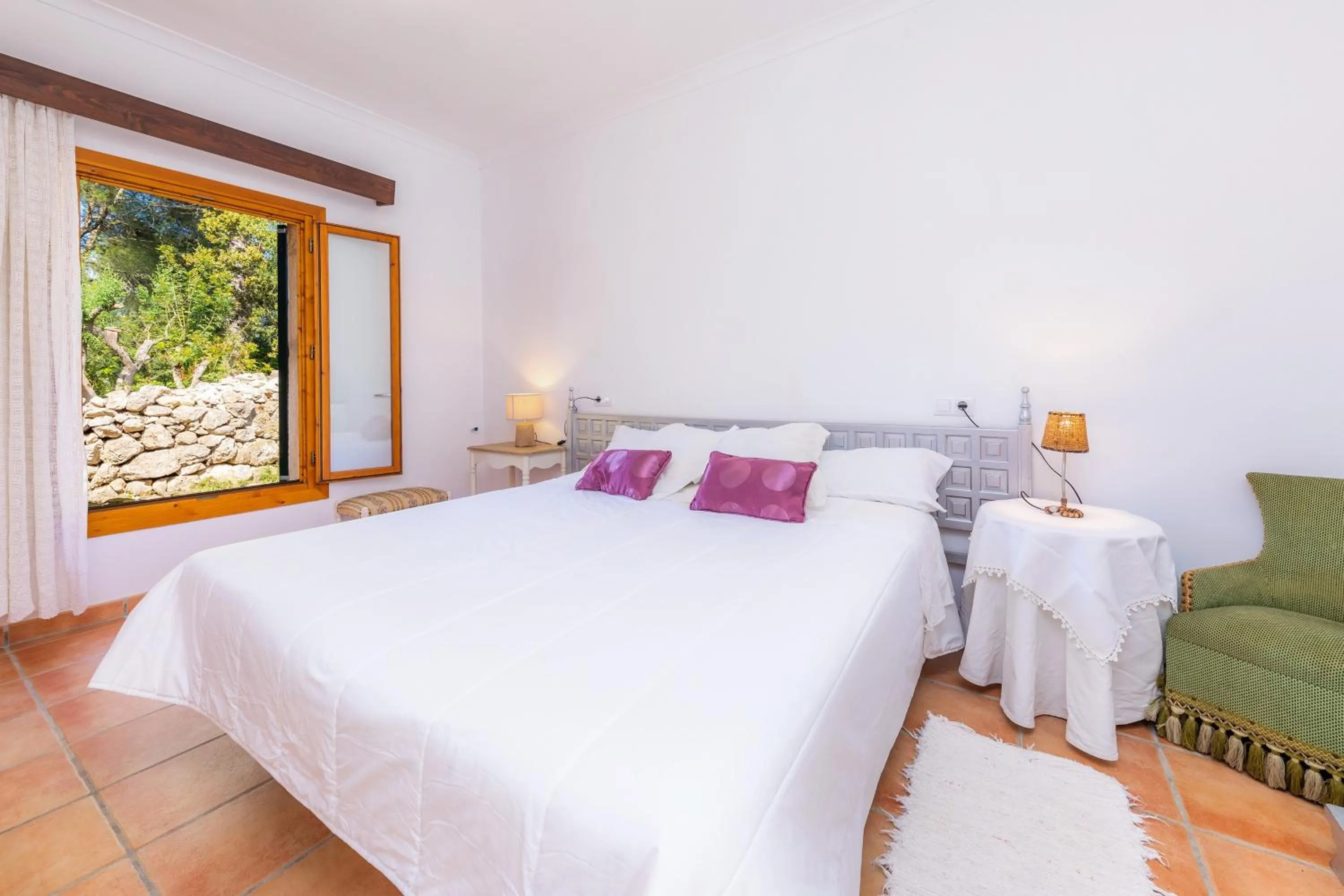 Living room, Bed in Sa Creu De Saume