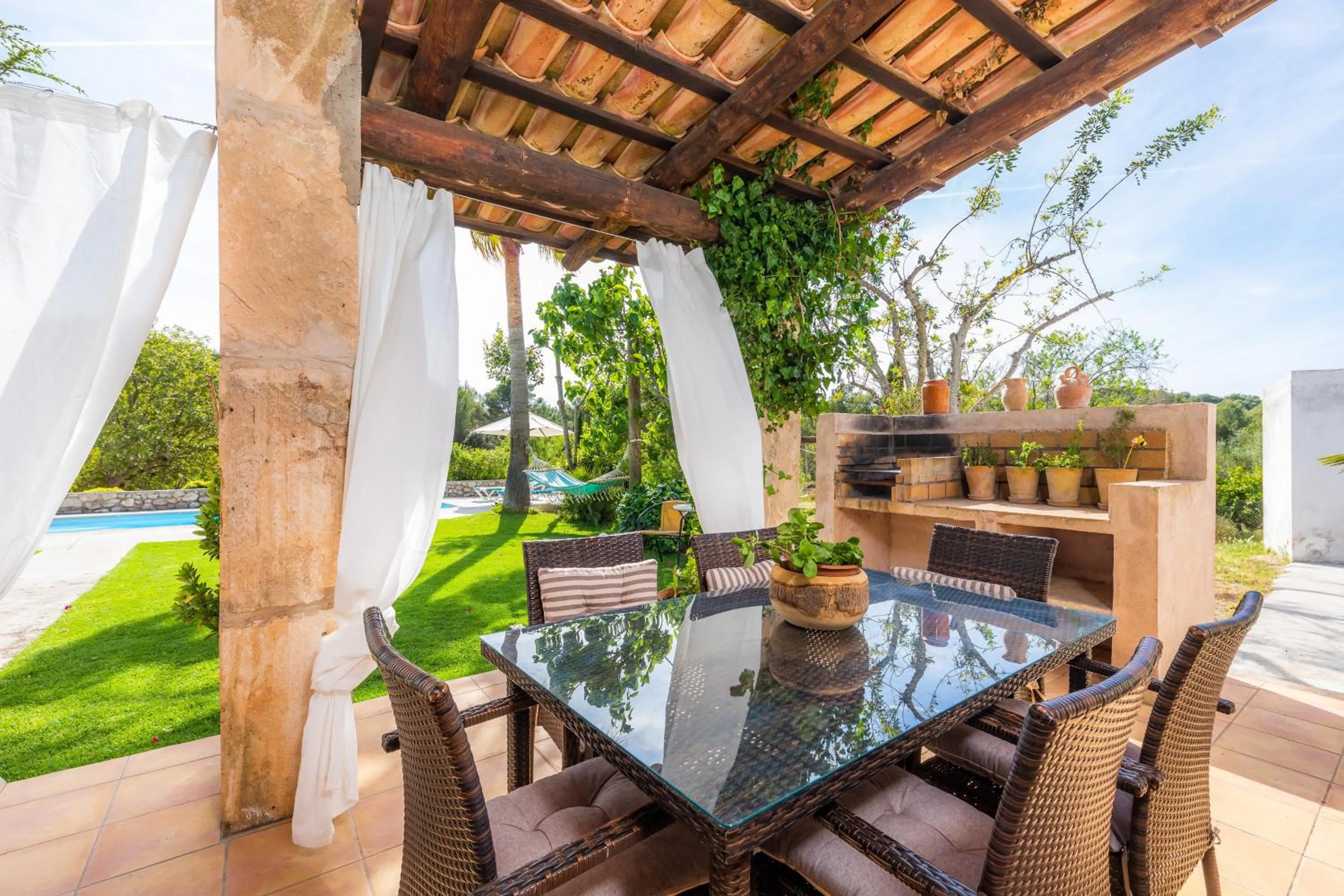 Property building in Sa Creu De Saume
