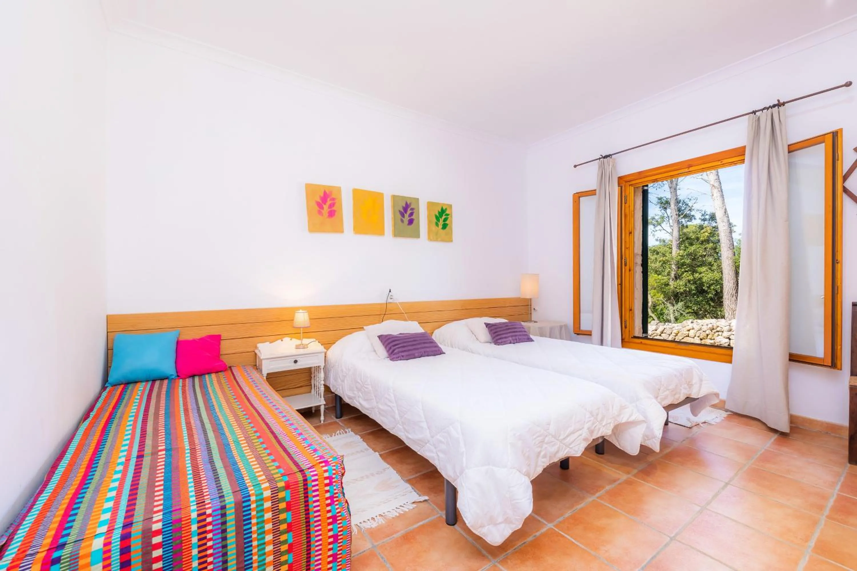 Property building, Bed in Sa Creu De Saume