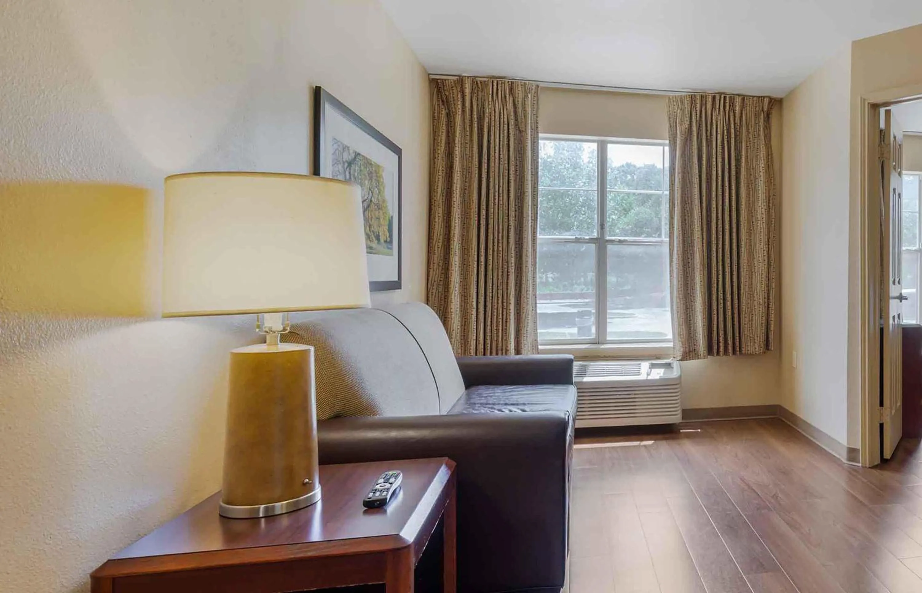 Bedroom, Bed in Extended Stay America Suites - Atlanta - Alpharetta - Northpoint - West
