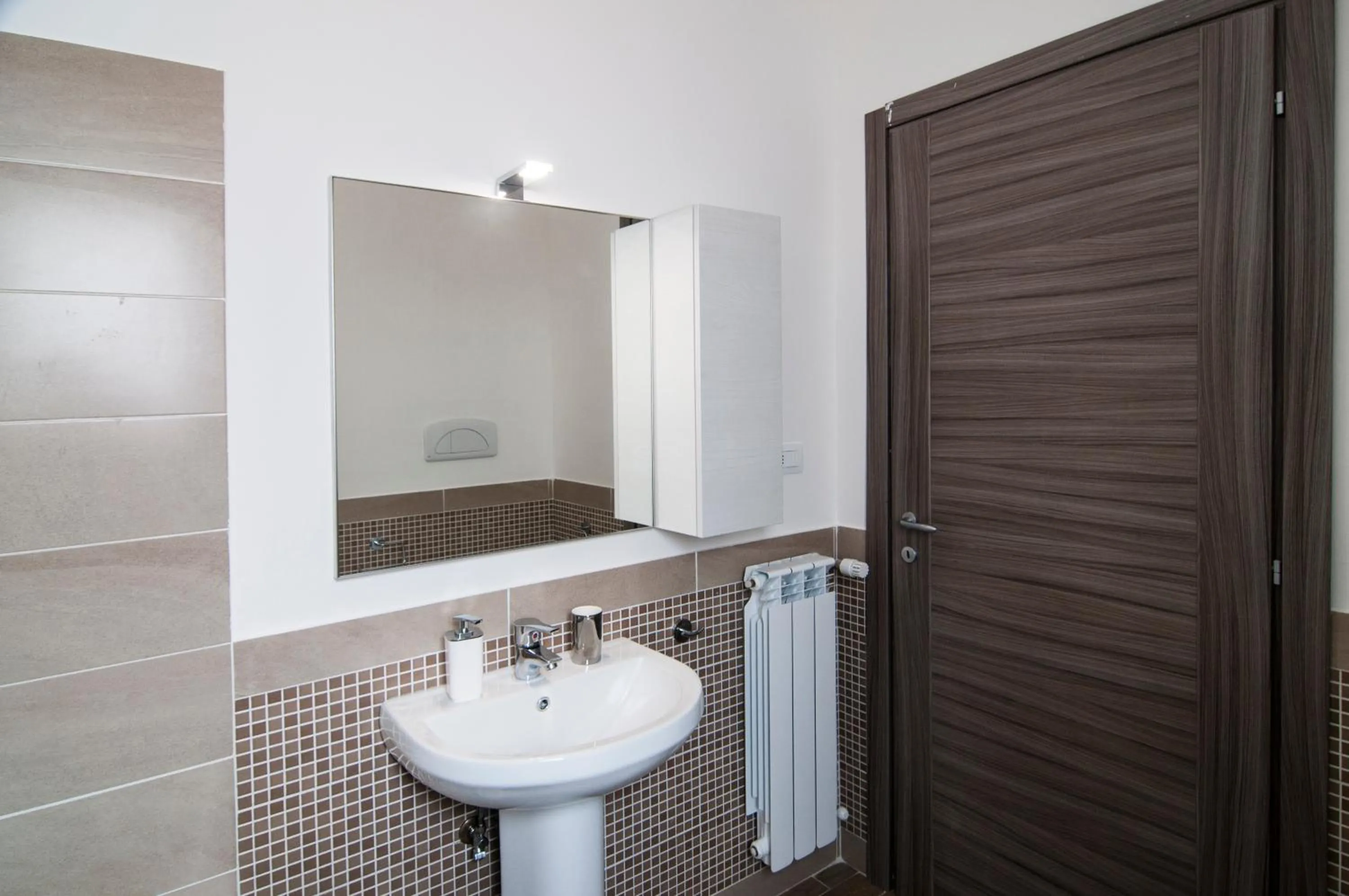 Bathroom in GuestHost - Fonte Laurentina Apartments