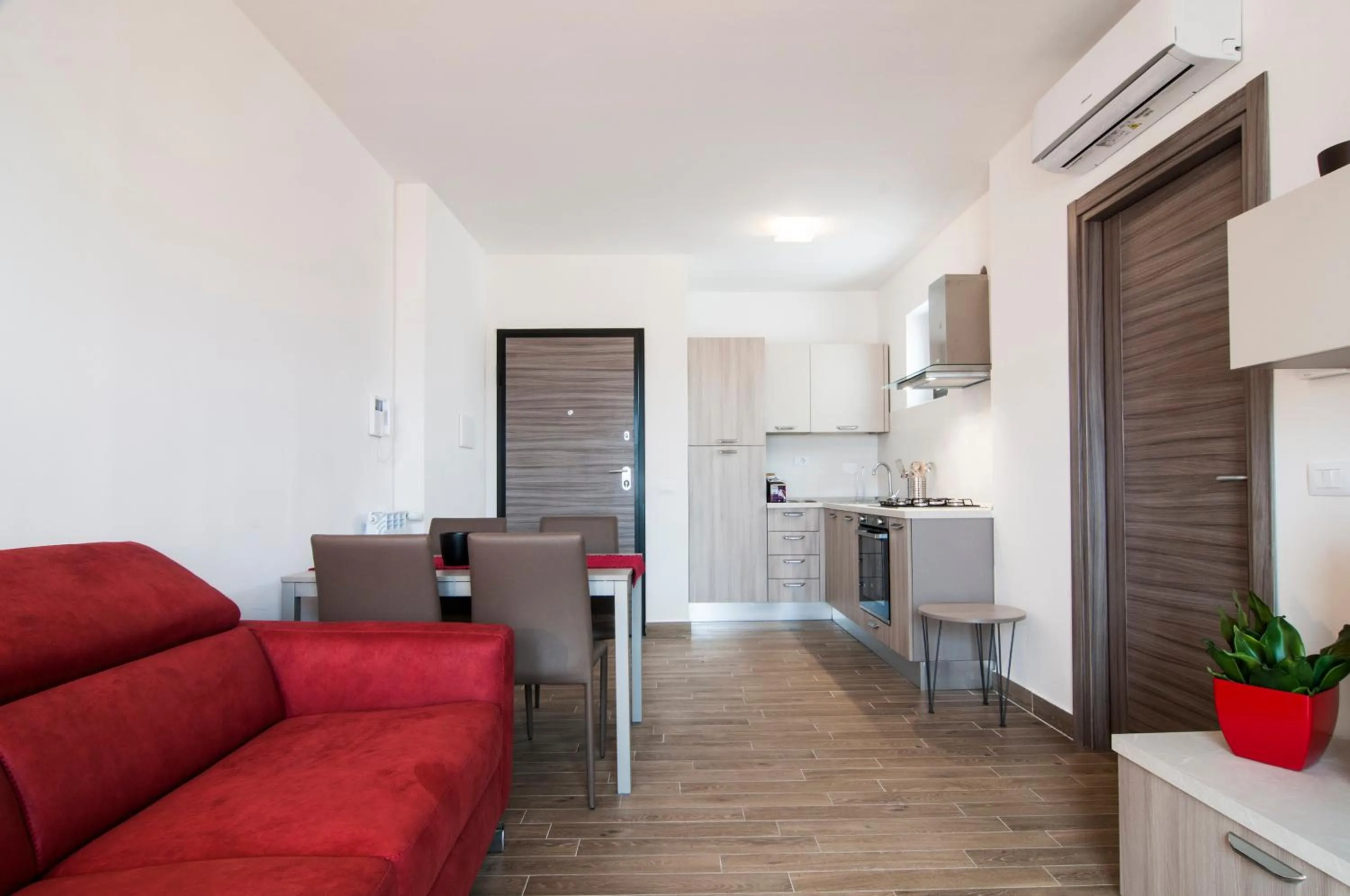 Kitchen or kitchenette in GuestHost - Fonte Laurentina Apartments