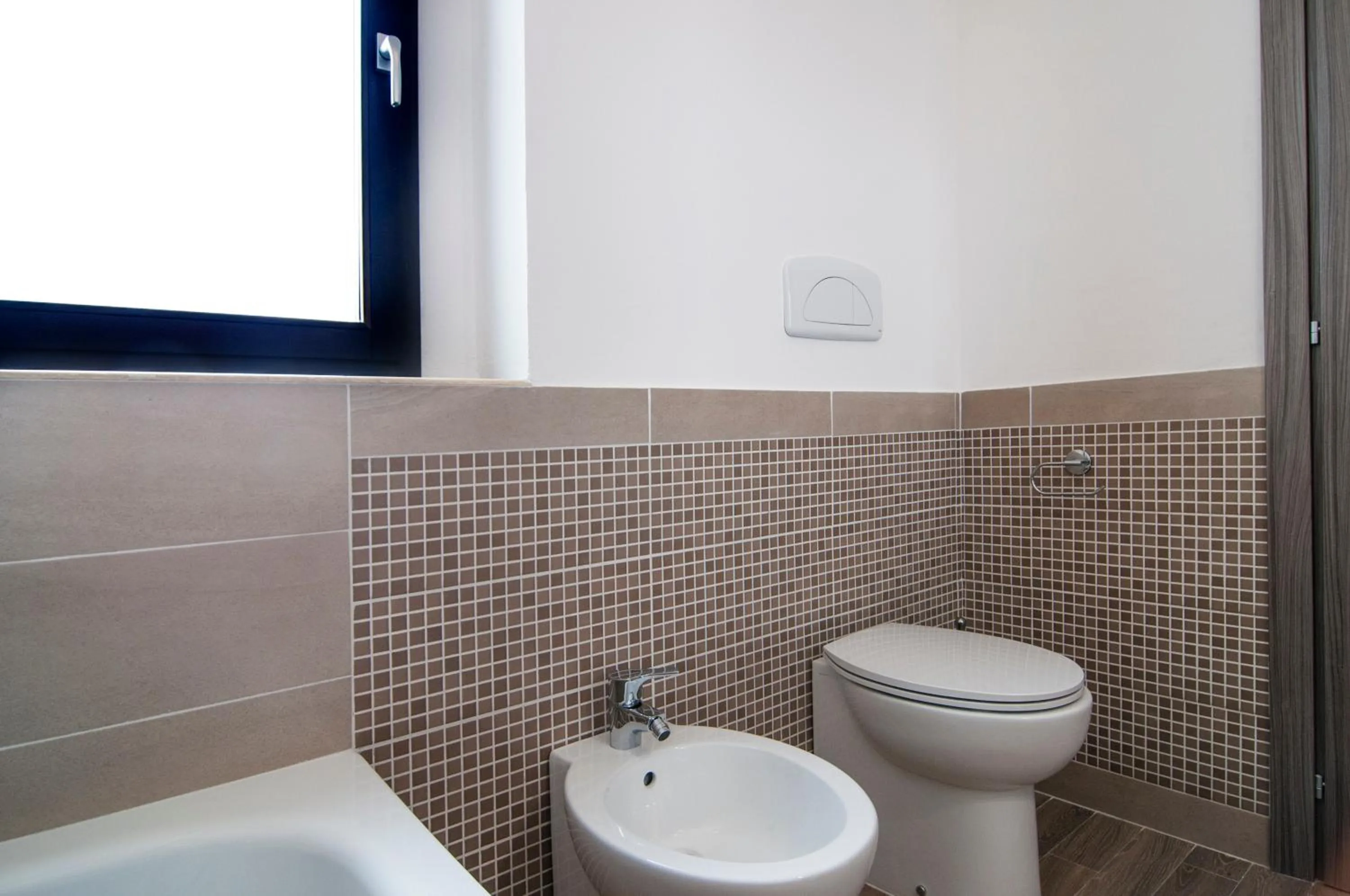Bathroom in GuestHost - Fonte Laurentina Apartments