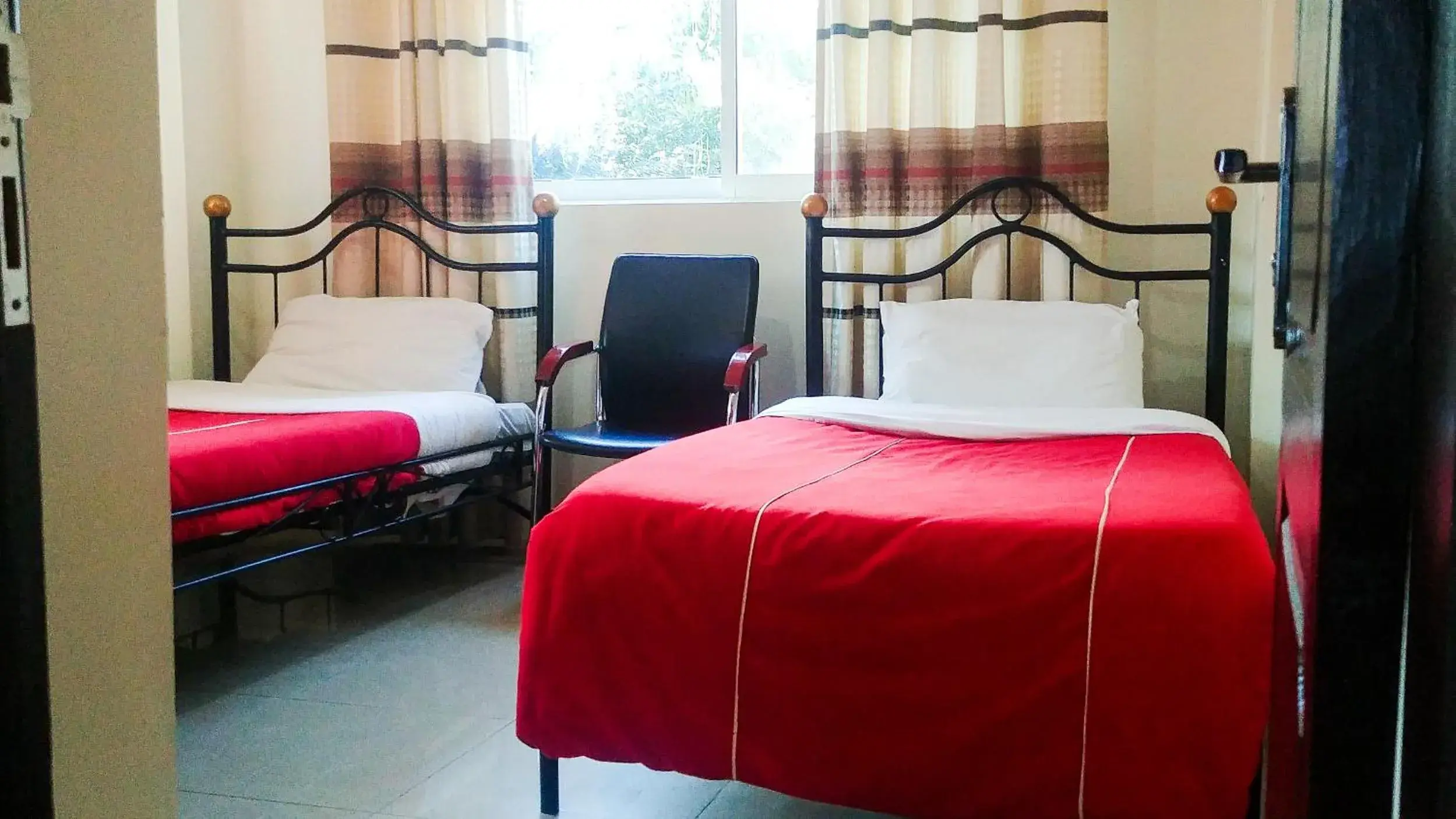 Apartment with Lake View - single occupancy in Karibu BB Suites Apartment with Lake View - single occupancy in Karibu BB Suites