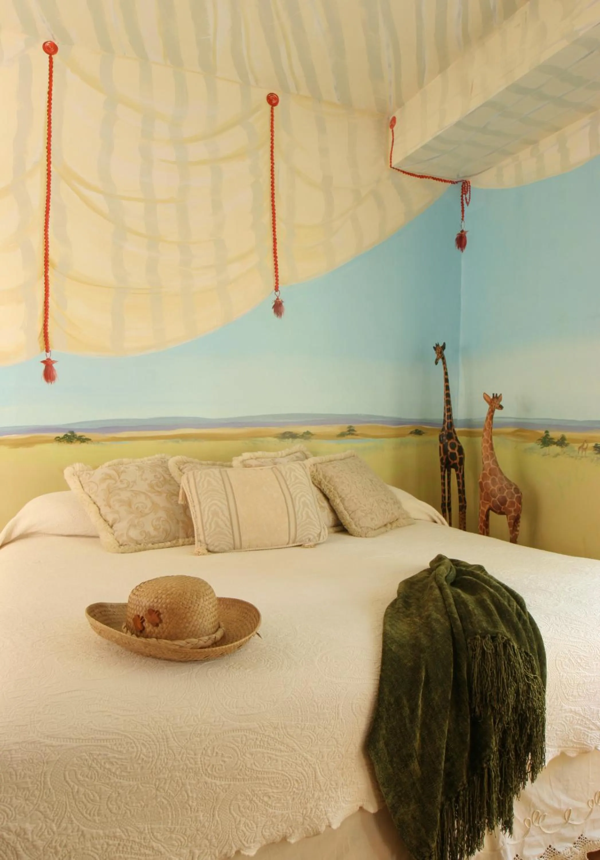 Bed in Spencer Hotel & Spa Chautauqua