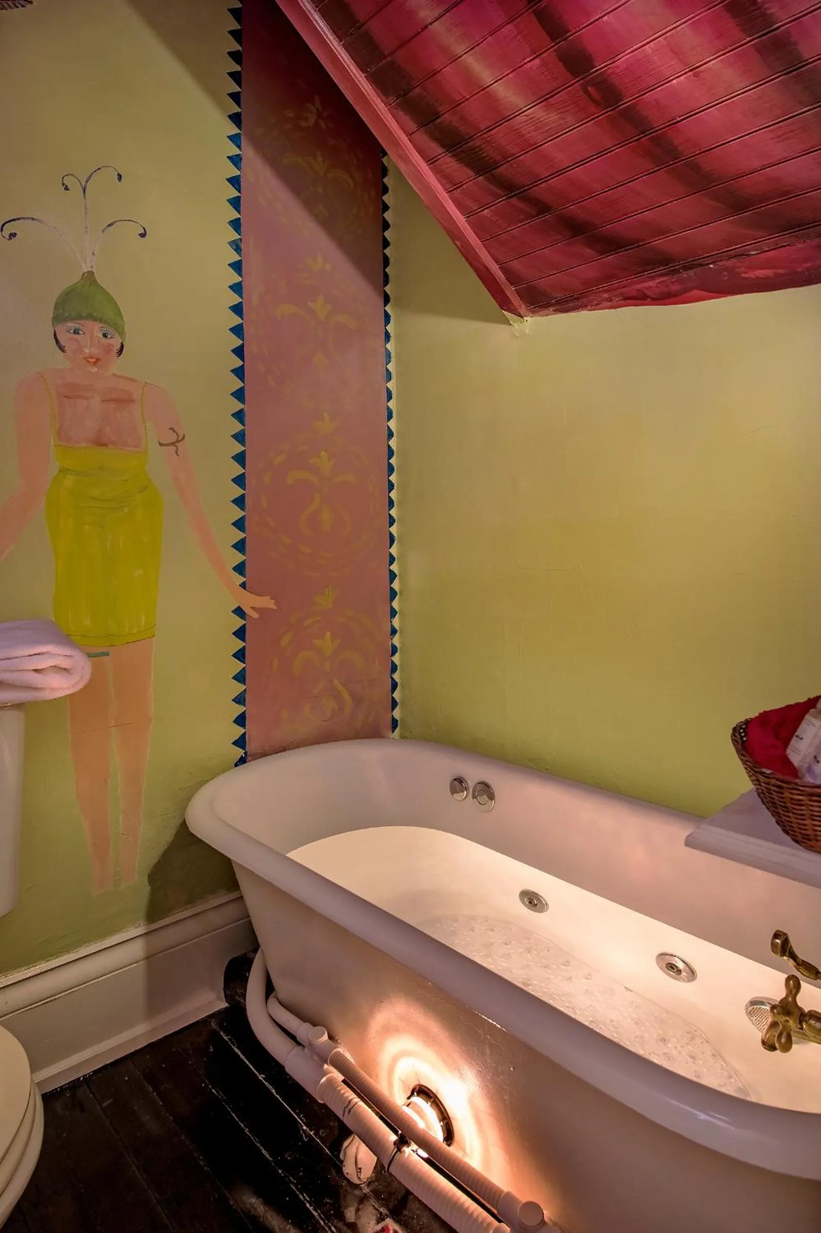 Bathroom in Spencer Hotel & Spa Chautauqua