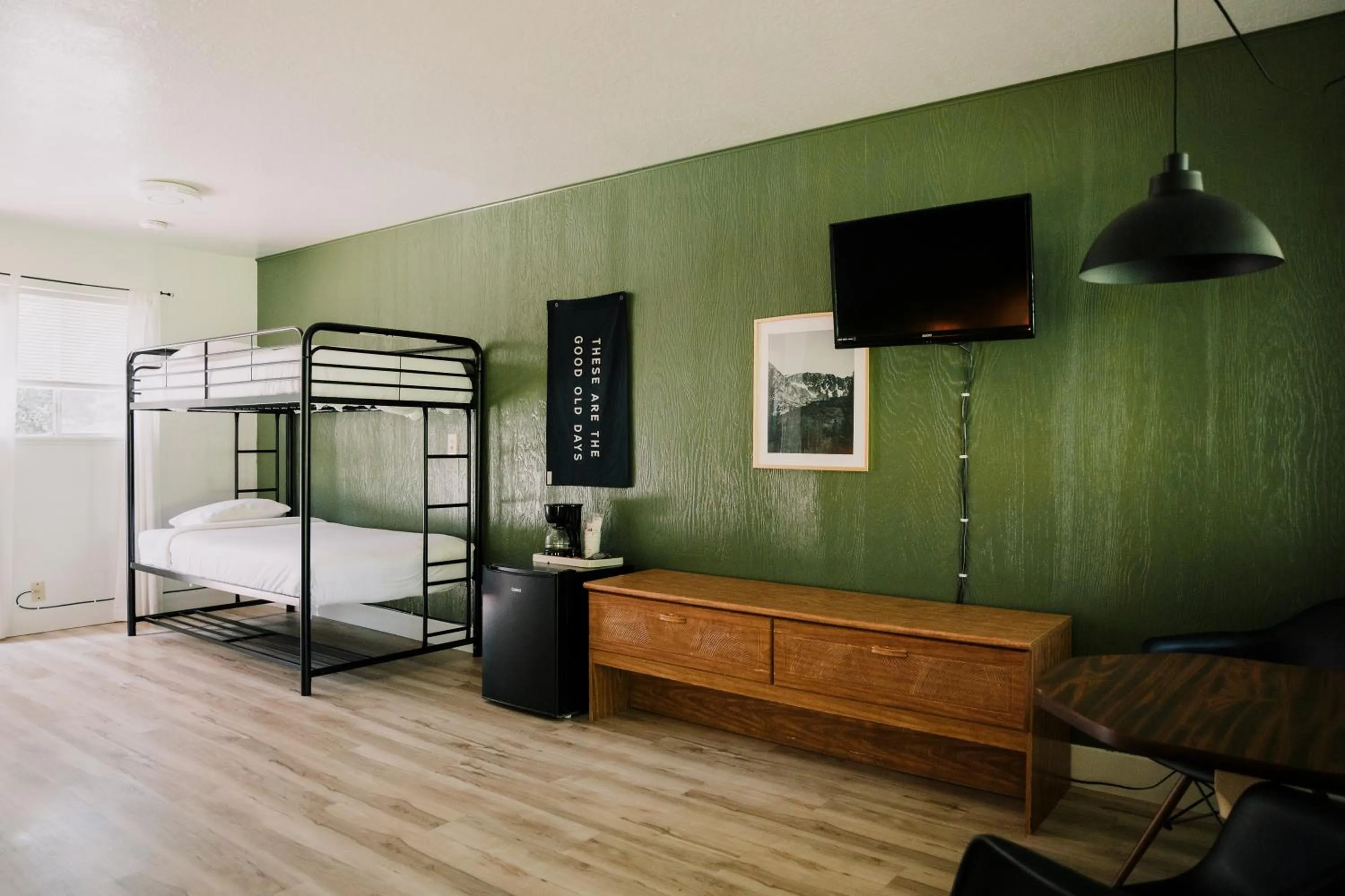 Photo of the whole room, Bed in The Long Barn Lodge