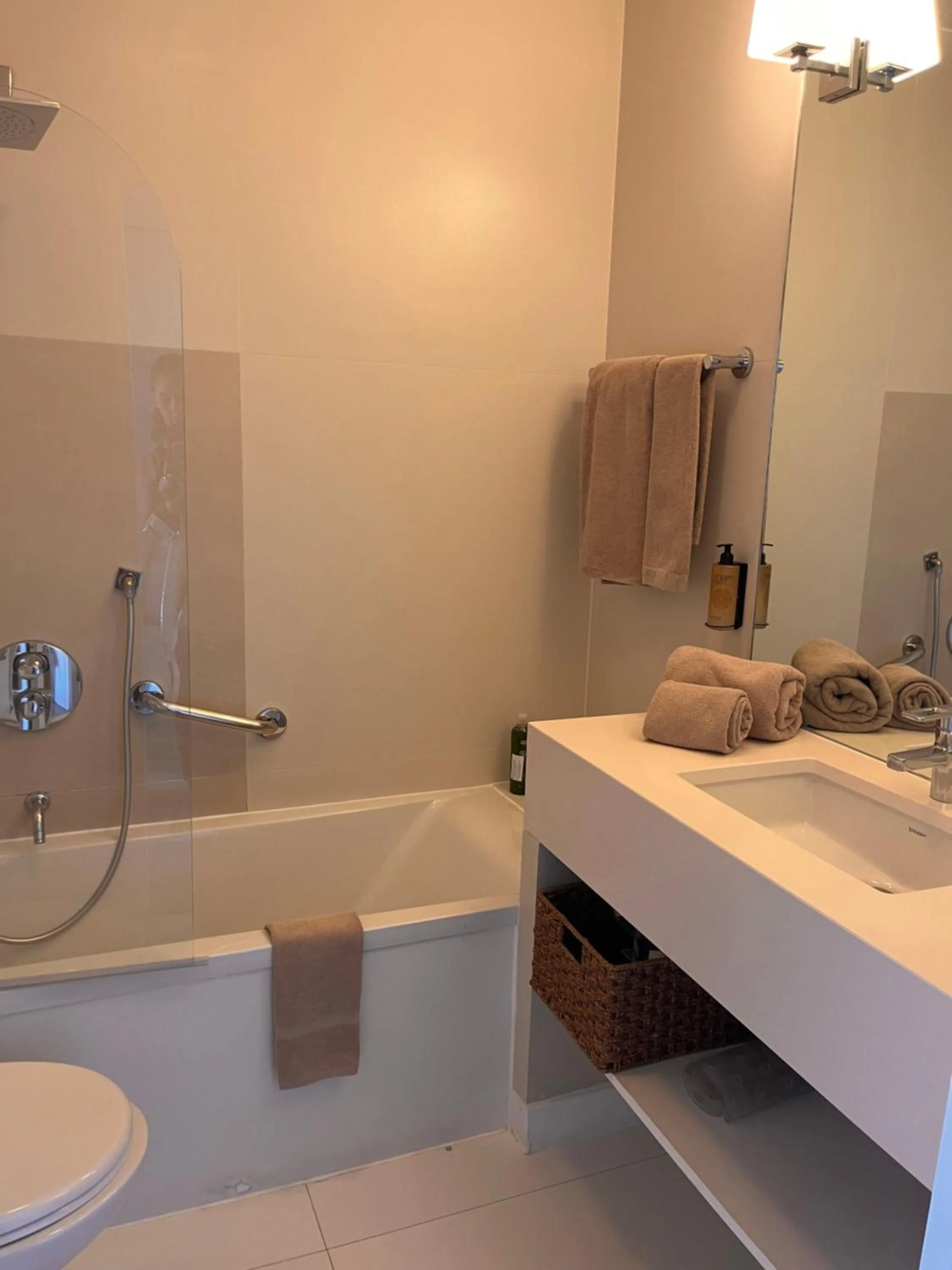 Bathroom in Hôtel de Provence