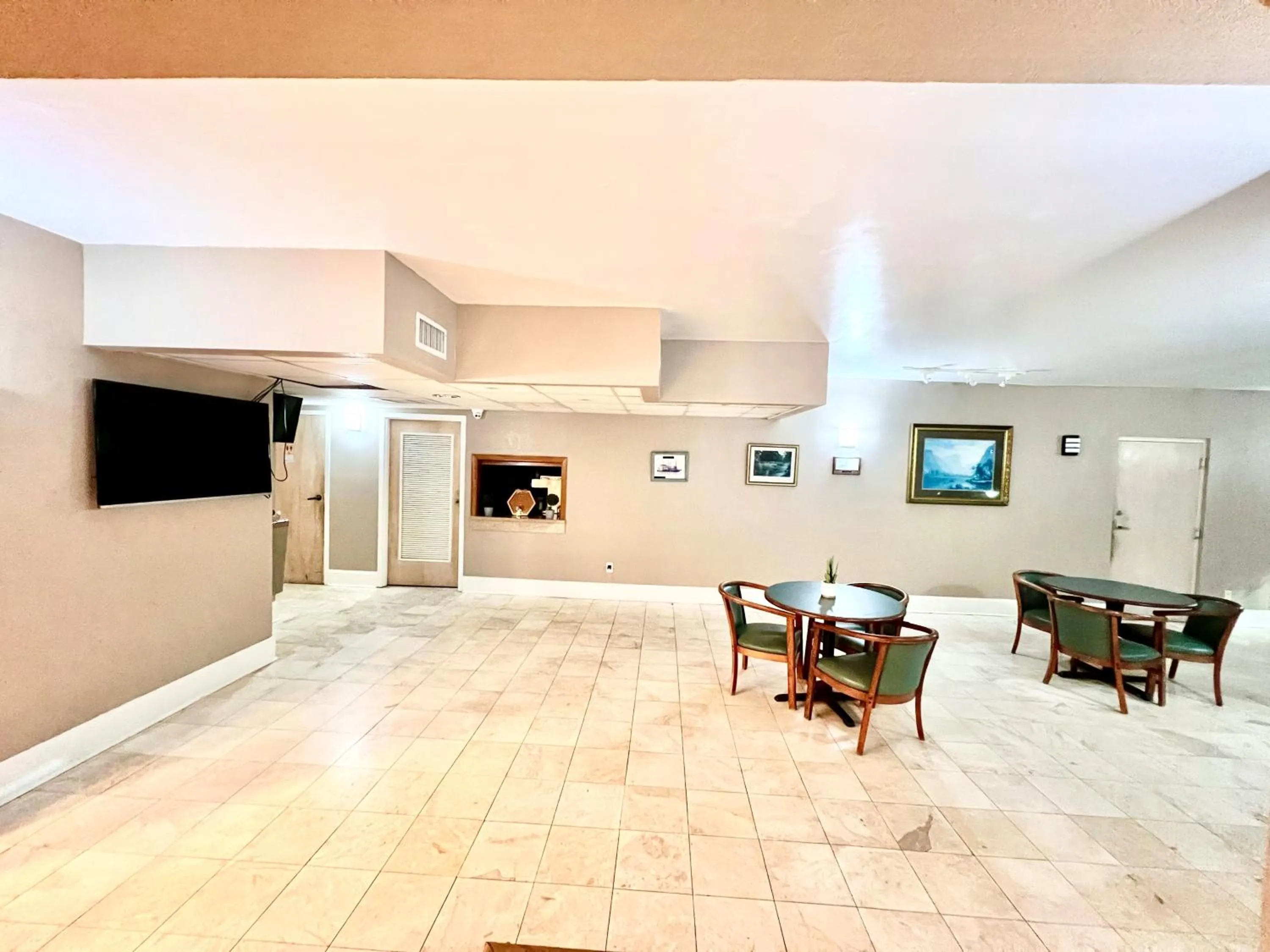 Lobby or reception in Bayou Inn & Suites