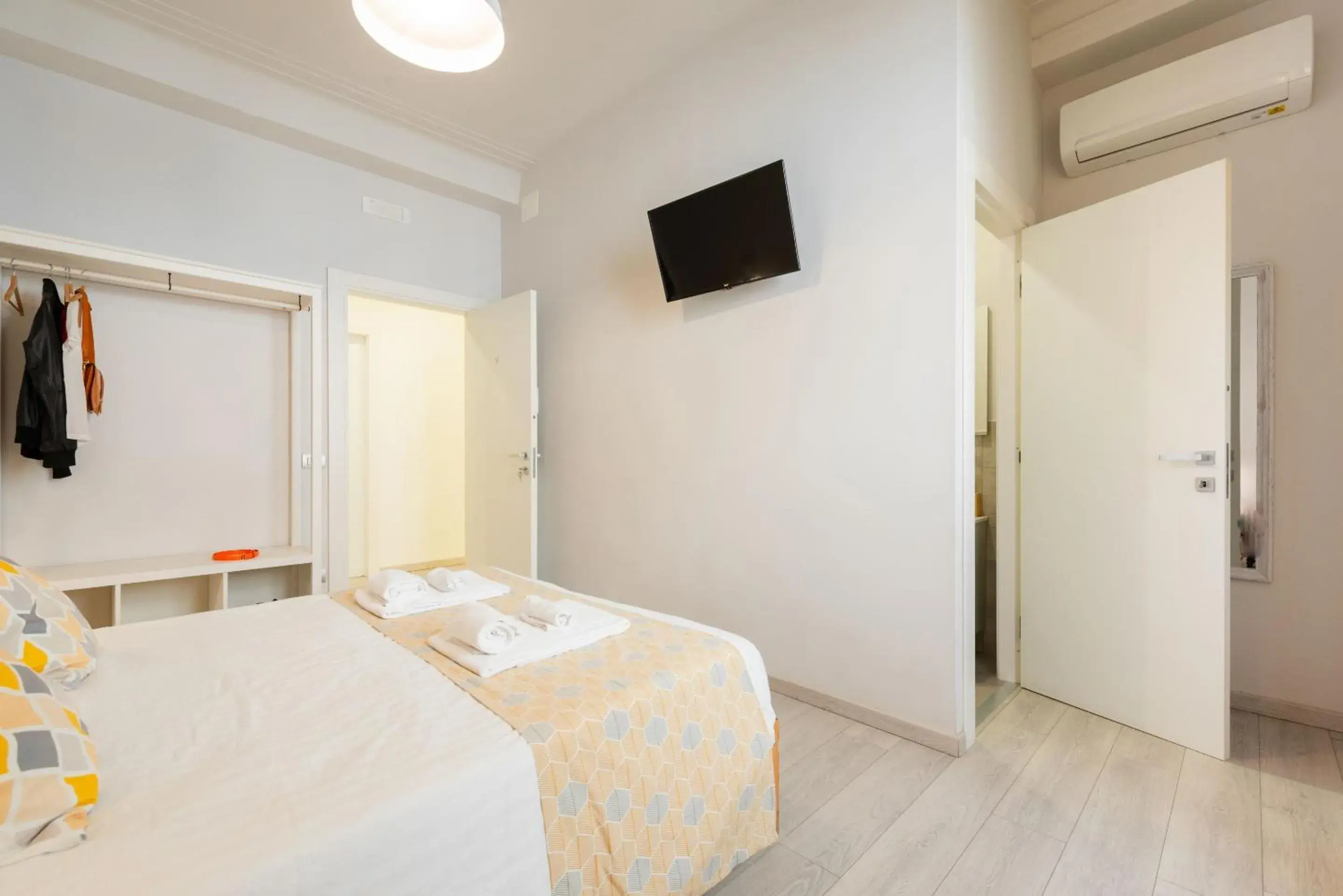 Bedroom, Bed in Winkler Suites Bedroom, Bed in Winkler Suites