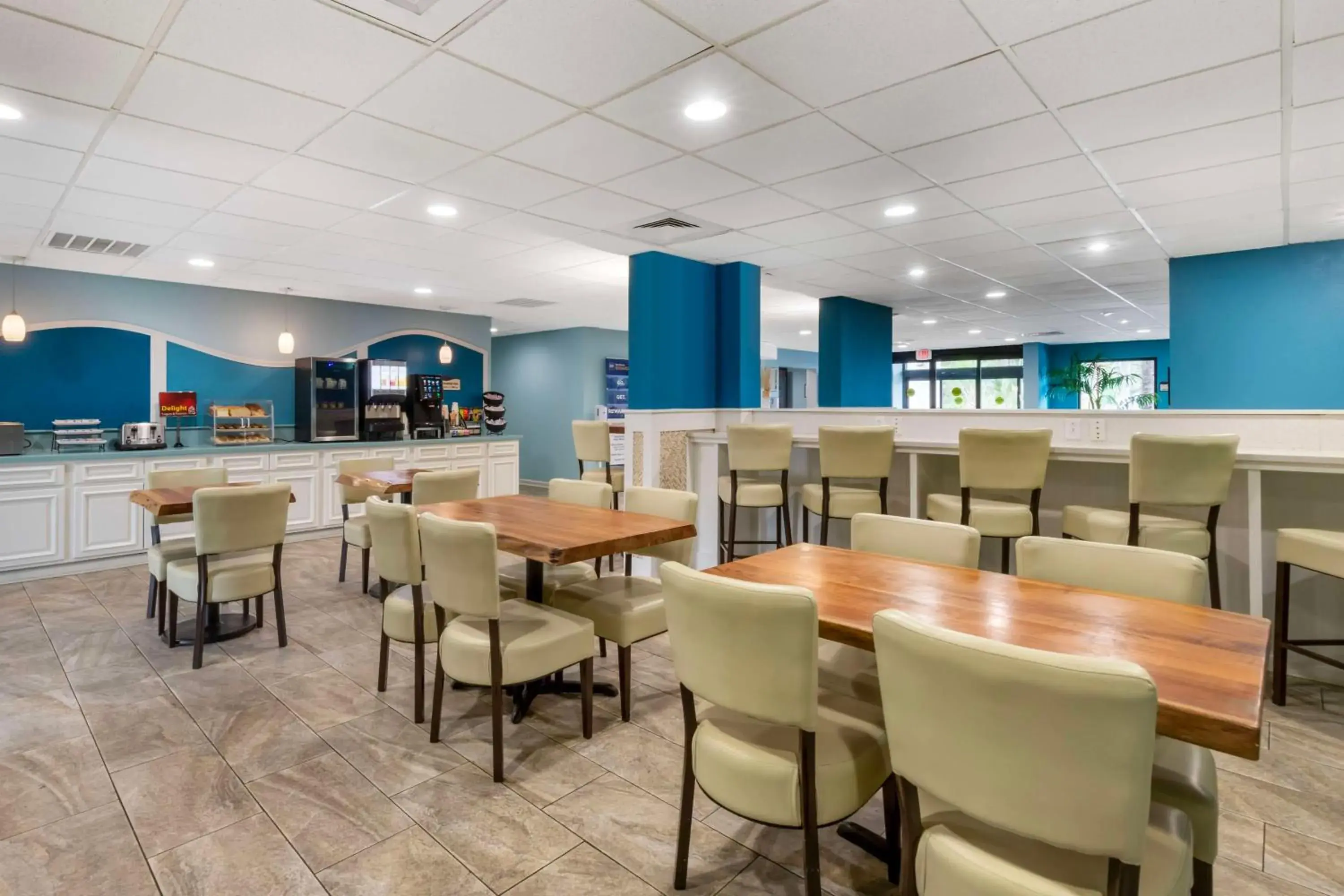 Breakfast in Best Western Plus Myrtle Beach@Intracoastal Breakfast in Best Western Plus Myrtle Beach@Intracoastal