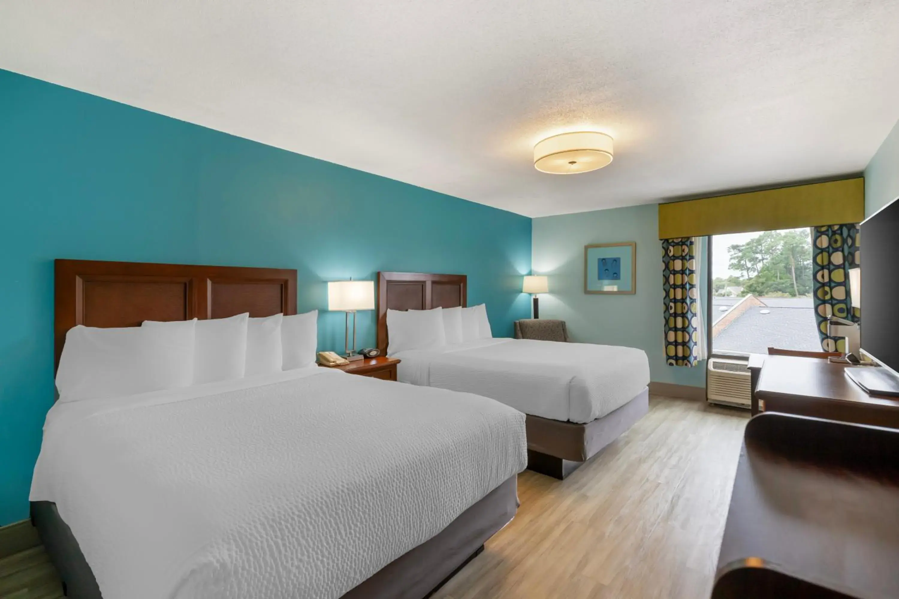 Queen Room with Two Queen Beds - Disability Access in Best Western Plus Myrtle Beach@Intracoastal Queen Room with Two Queen Beds - Disability Access in Best Western Plus Myrtle Beach@Intracoastal