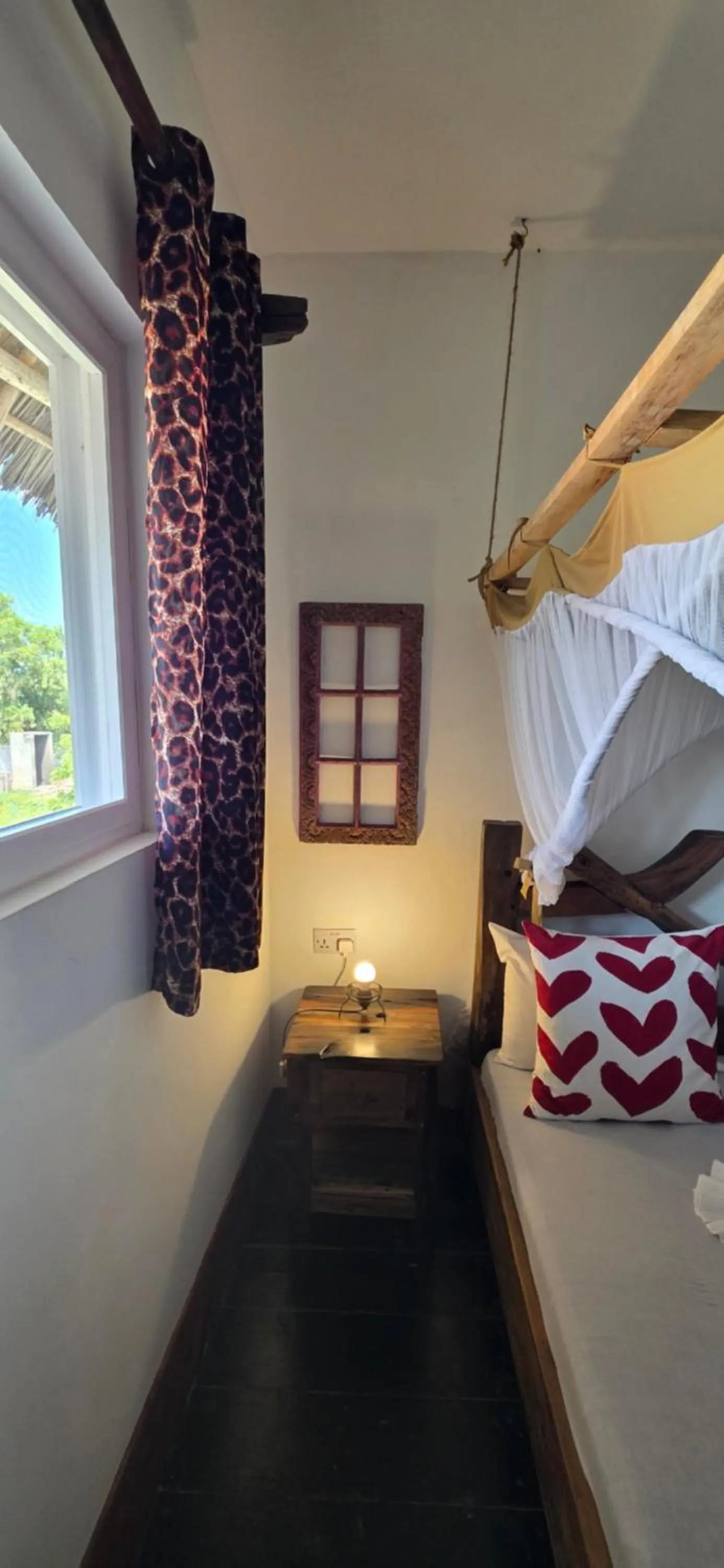 Bed in Salama & Mbuyuni Bungalows