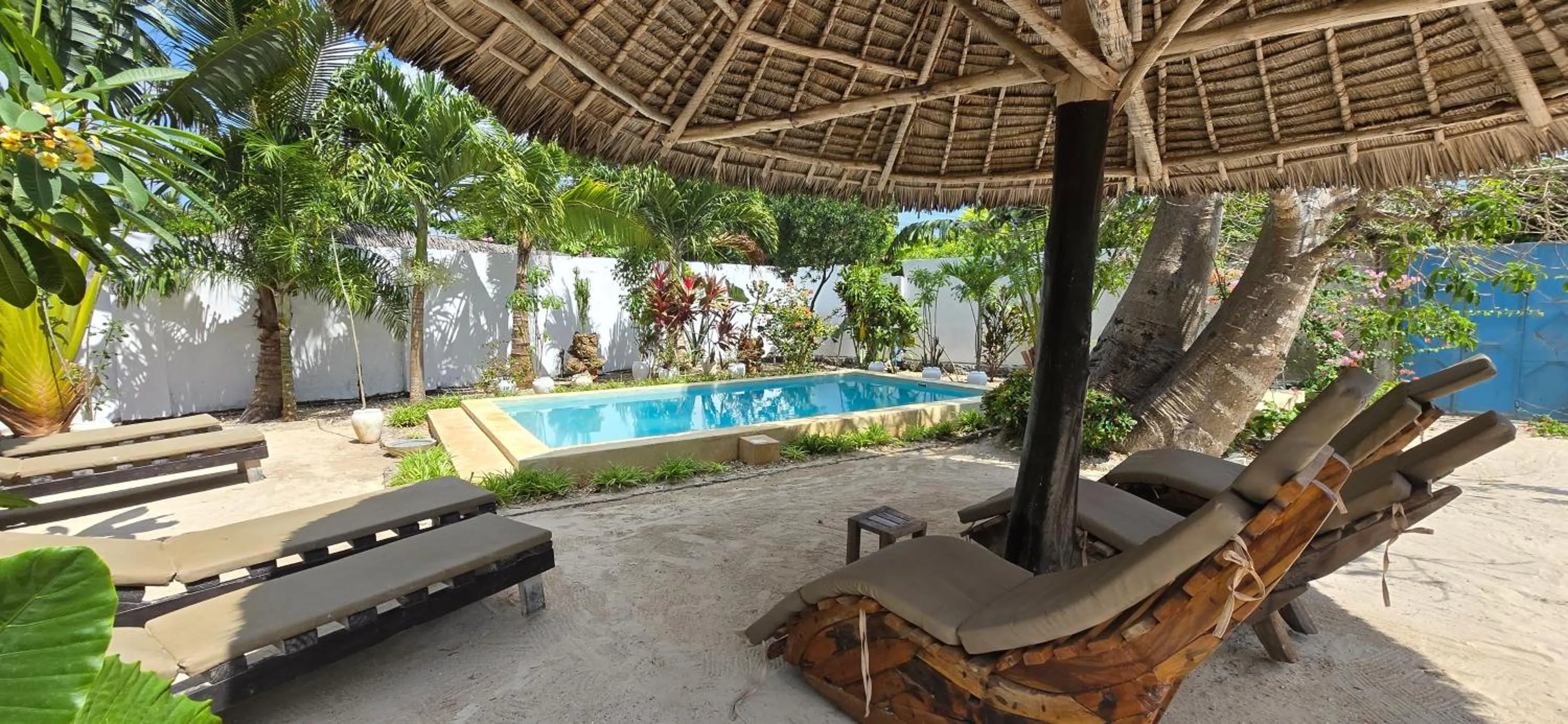 Garden in Salama & Mbuyuni Bungalows