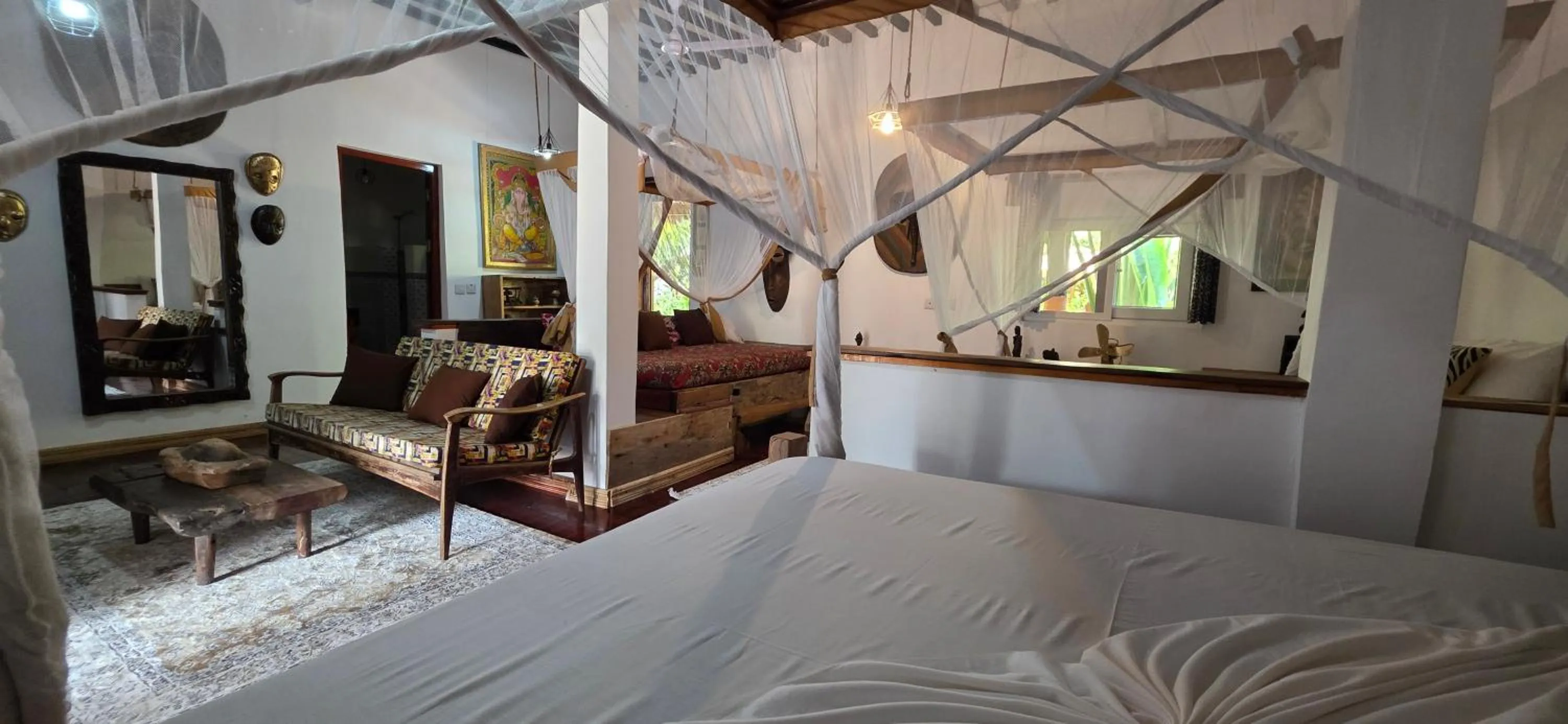 Bed in Salama & Mbuyuni Bungalows