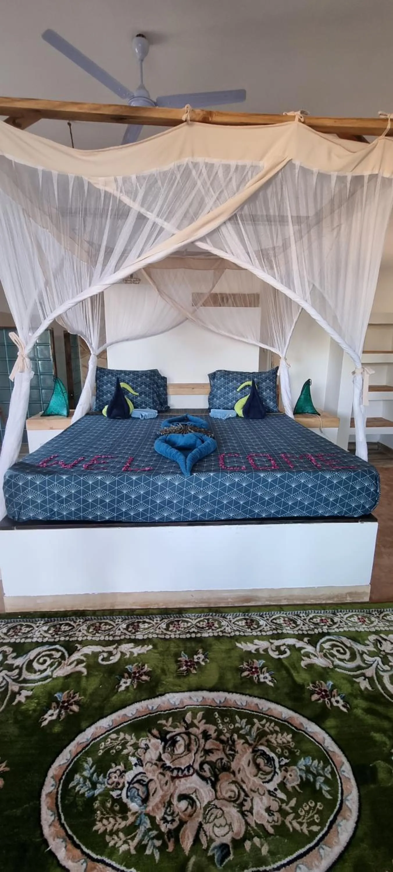 Balcony/Terrace, Bed in Salama & Mbuyuni Bungalows