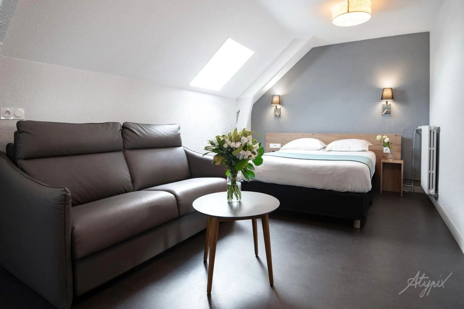 Photo of the whole room, Bed in le paris brest hotel